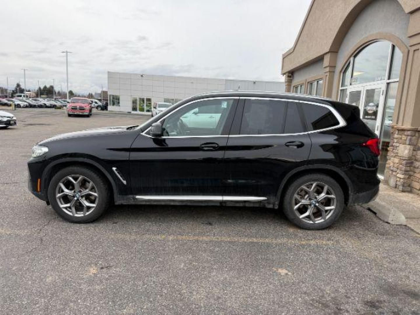 2024 BLACK /Black BMW X3 (5UX53DP05R9) with an 2L I-4 gasoline direct injection engine, Automatic transmission, located at 1175 N Woodruff Ave, Idaho Falls, ID, 83401, 43.506901, -111.999657 - At Timberline Auto, finding a great deal on your next vehicle is always easy! Our experienced sales staff's goal is to help find you the right vehicle at the right price! Our knowledgeable finance department has options for almost any credit score. We offer extended service contract options to prote - Photo#1