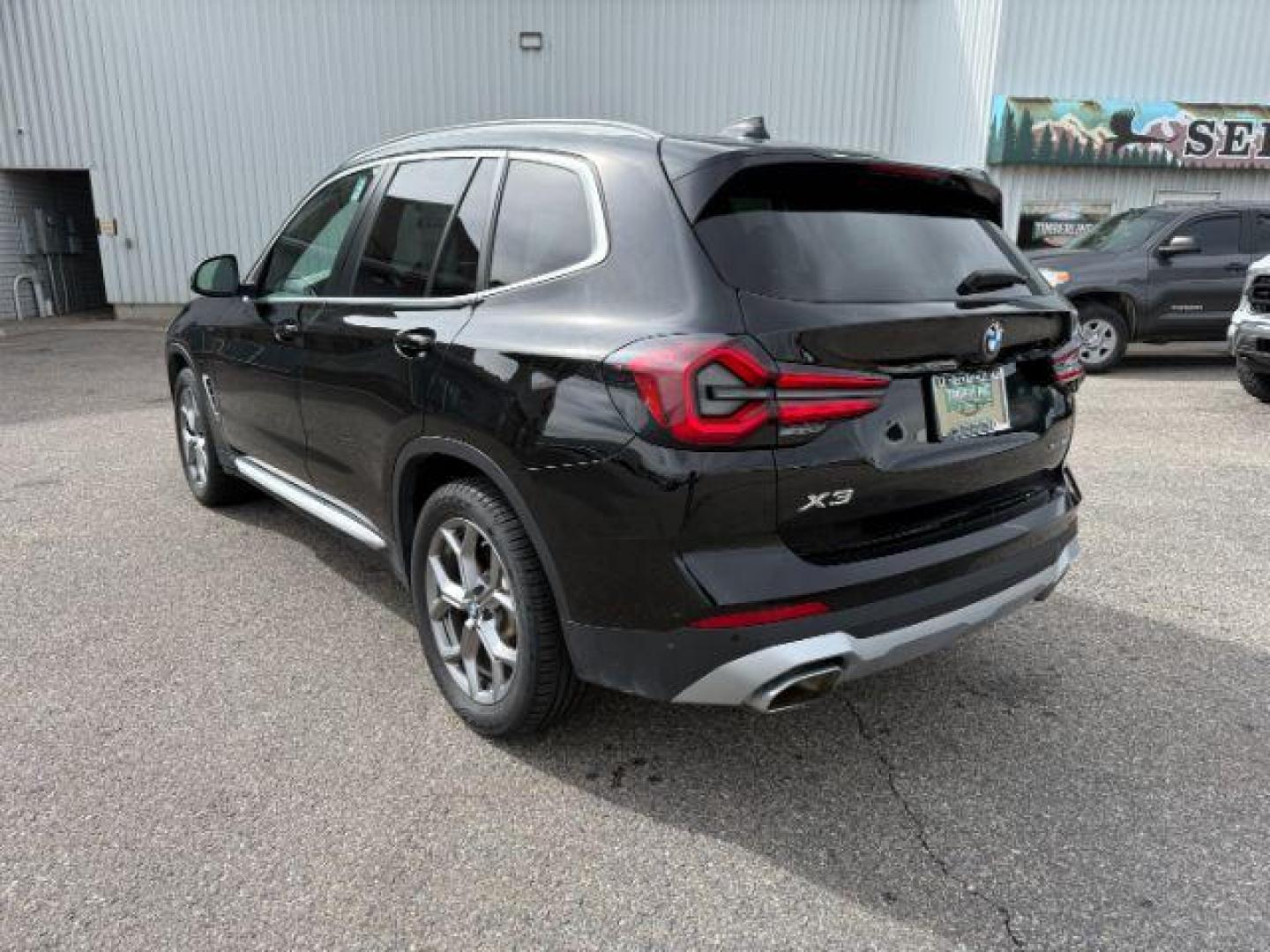 2024 BLACK /Black BMW X3 (5UX53DP05R9) with an 2L I-4 gasoline direct injection engine, Automatic transmission, located at 1175 N Woodruff Ave, Idaho Falls, ID, 83401, 43.506901, -111.999657 - At Timberline Auto, finding a great deal on your next vehicle is always easy! Our experienced sales staff's goal is to help find you the right vehicle at the right price! Our knowledgeable finance department has options for almost any credit score. We offer extended service contract options to prote - Photo#32