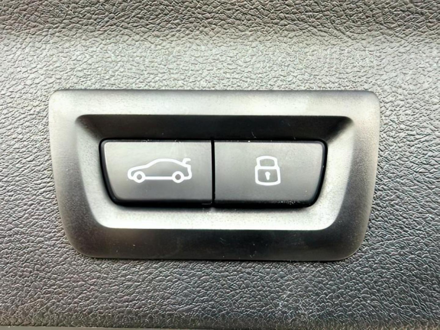 2024 BLACK /Black BMW X3 (5UX53DP05R9) with an 2L I-4 gasoline direct injection engine, Automatic transmission, located at 1175 N Woodruff Ave, Idaho Falls, ID, 83401, 43.506901, -111.999657 - At Timberline Auto, finding a great deal on your next vehicle is always easy! Our experienced sales staff's goal is to help find you the right vehicle at the right price! Our knowledgeable finance department has options for almost any credit score. We offer extended service contract options to prote - Photo#6