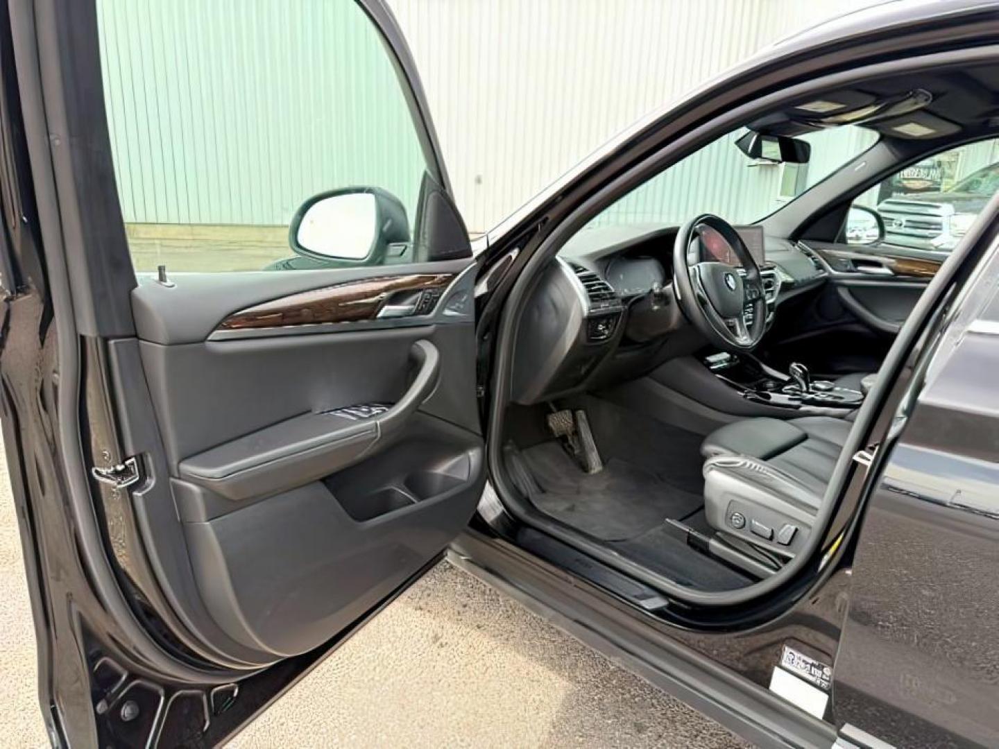 2024 BLACK /Black BMW X3 (5UX53DP05R9) with an 2L I-4 gasoline direct injection engine, Automatic transmission, located at 1175 N Woodruff Ave, Idaho Falls, ID, 83401, 43.506901, -111.999657 - At Timberline Auto, finding a great deal on your next vehicle is always easy! Our experienced sales staff's goal is to help find you the right vehicle at the right price! Our knowledgeable finance department has options for almost any credit score. We offer extended service contract options to prote - Photo#14