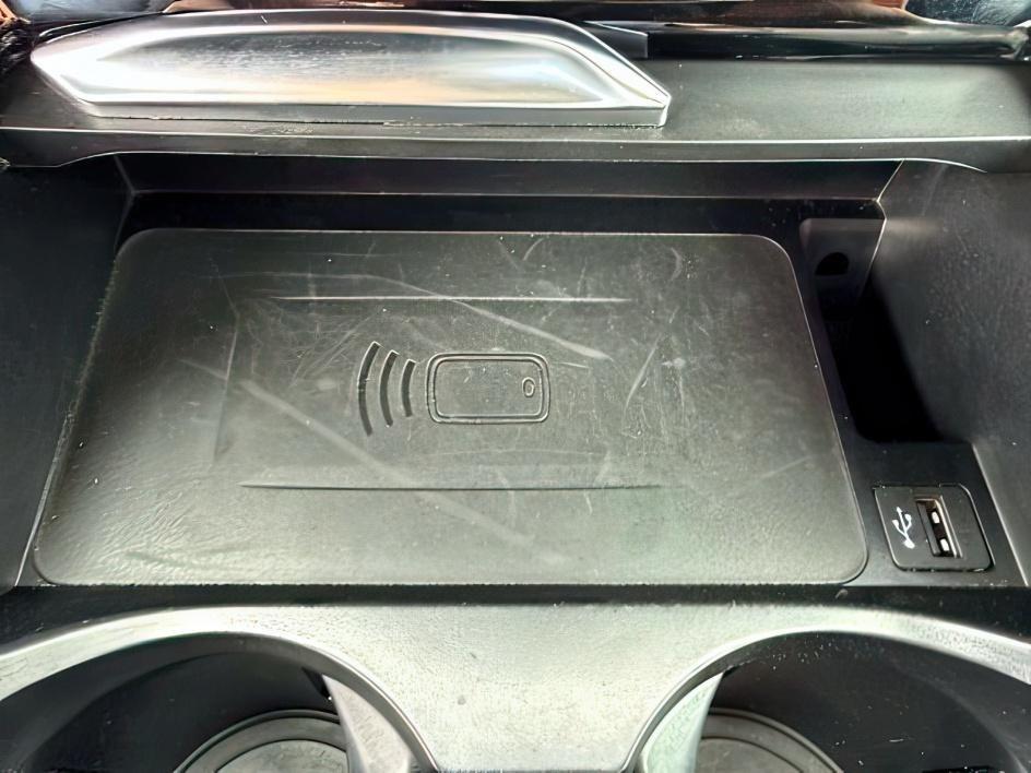 2024 BLACK /Black BMW X3 xDrive30i (5UX53DP05R9) with an 2L I-4 gasoline direct injection engine, AUTOMATIC transmission, located at 1235 N Woodruff Ave., Idaho Falls, 83401, (208) 523-1053, 43.507172, -112.000488 - At Timberline Auto, finding a great deal on your next vehicle is always easy! Our experienced sales staff's goal is to help find you the right vehicle at the right price! Our knowledgeable finance department has options for almost any credit score. We offer extended service contract options to prote - Photo#20