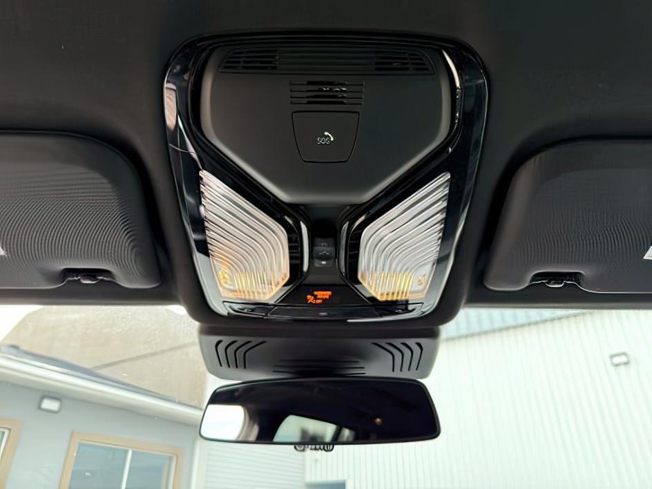 2024 BLACK /Black BMW X3 xDrive30i (5UX53DP05R9) with an 2L I-4 gasoline direct injection engine, AUTOMATIC transmission, located at 1235 N Woodruff Ave., Idaho Falls, 83401, (208) 523-1053, 43.507172, -112.000488 - At Timberline Auto, finding a great deal on your next vehicle is always easy! Our experienced sales staff's goal is to help find you the right vehicle at the right price! Our knowledgeable finance department has options for almost any credit score. We offer extended service contract options to prote - Photo#23