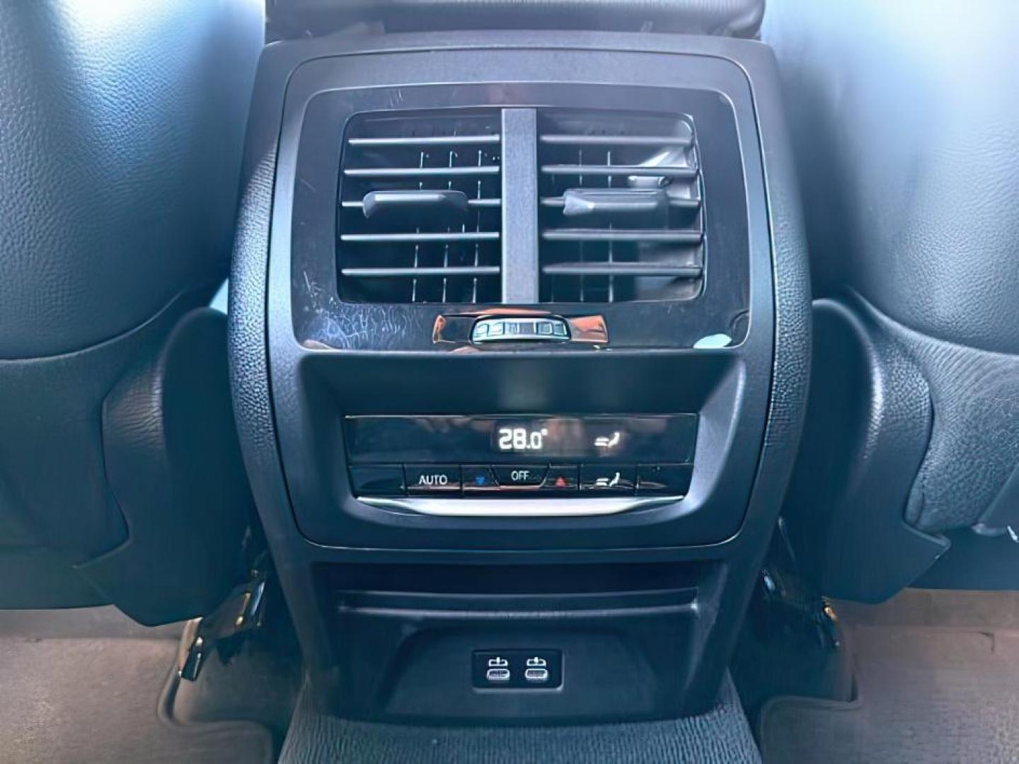 2024 BLACK /Black BMW X3 (5UX53DP07R9) with an 2L I-4 gasoline direct injection engine, Automatic transmission, located at 1175 N Woodruff Ave, Idaho Falls, ID, 83401, 43.506901, -111.999657 - At Timberline Auto, finding a great deal on your next vehicle is always easy! Our experienced sales staff's goal is to help find you the right vehicle at the right price! Our knowledgeable finance department has options for almost any credit score. We offer extended service contract options to prote - Photo#27