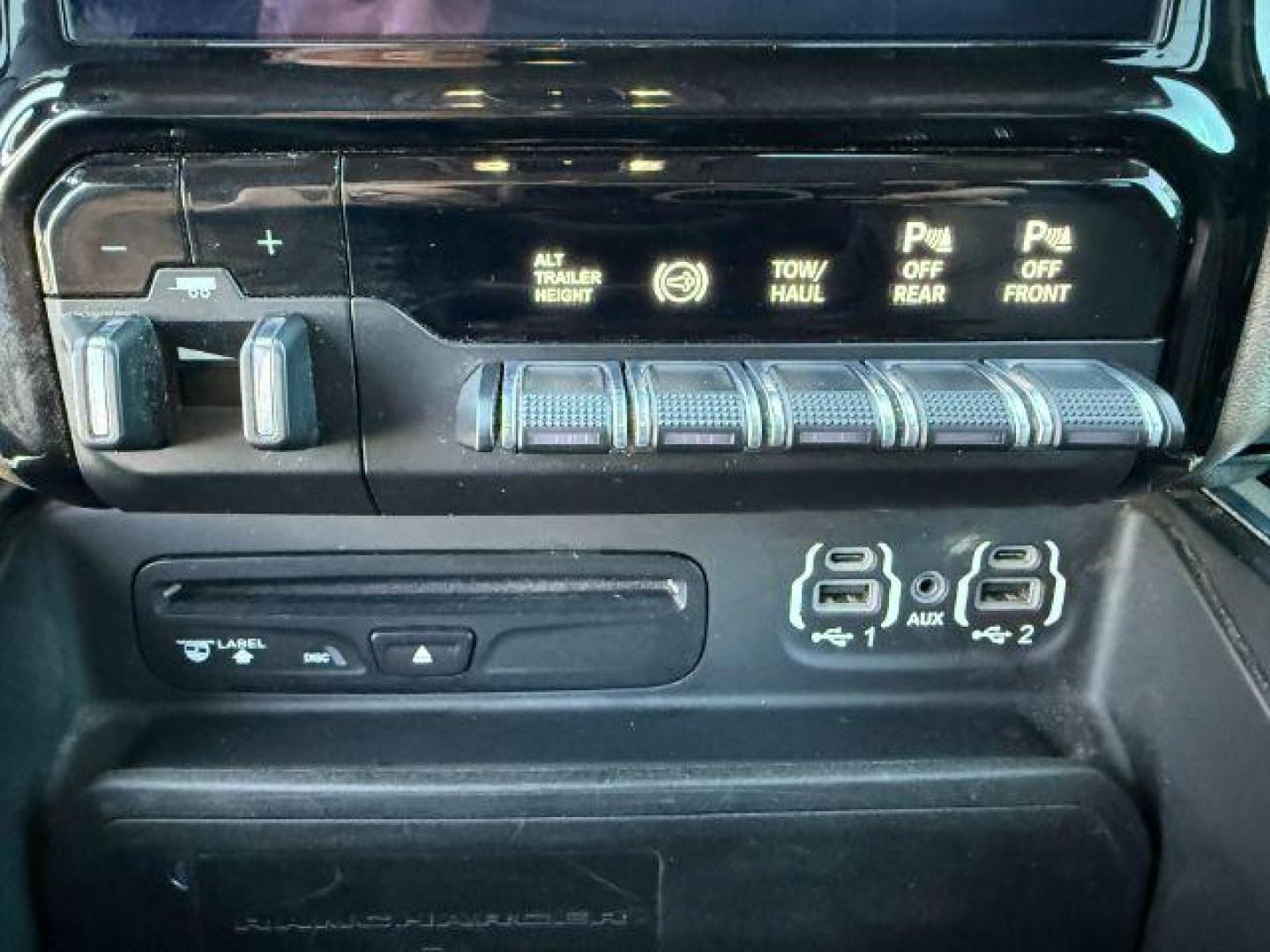 2019 WHITE /Black Ram 3500 (3C63R3ML1KG) with an Cummins 67L I-6 diesel direct injection engine, Automatic transmission, located at 1175 N Woodruff Ave, Idaho Falls, ID, 83401, 43.506901, -111.999657 - At Timberline Auto, finding a great deal on your next vehicle is always easy! Our experienced sales staff's goal is to help find you the right vehicle at the right price! Our knowledgeable finance department has options for almost any credit score. We offer extended service contract options to prote - Photo#46