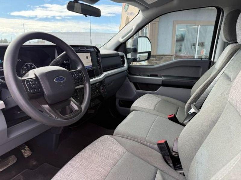 2024 Oxford White /Medium Dark Slate Ford F-250 XLT (1FT7W2BN8RE) with an V8, 7.3L engine, 10-speed automatic transmission, located at 1175 N Woodruff Ave, Idaho Falls, ID, 83401, 43.506901, -111.999657 - <b>Vehicle Details</b><br>Take command of demanding jobs and everyday driving with this pre-owned 2024 Ford F-250 Super Duty XLT, now available in Idaho Falls, ID. With 43,635 miles, this rugged heavy-duty pickup delivers the strength, confidence, and capability serious truck buyers expect. Powered- Photo#14