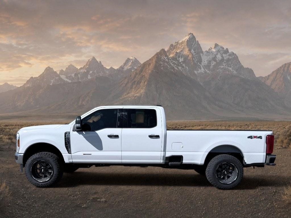 2024 Oxford White /Medium Dark Slate Ford F-250 XLT (1FT7W2BN8RE) with an V8, 7.3L engine, 10-speed automatic transmission, located at 1175 N Woodruff Ave, Idaho Falls, ID, 83401, 43.506901, -111.999657 - <b>Vehicle Details</b><br>Take command of demanding jobs and everyday driving with this pre-owned 2024 Ford F-250 Super Duty XLT, now available in Idaho Falls, ID. With 43,635 miles, this rugged heavy-duty pickup delivers the strength, confidence, and capability serious truck buyers expect. Powered- Photo#1