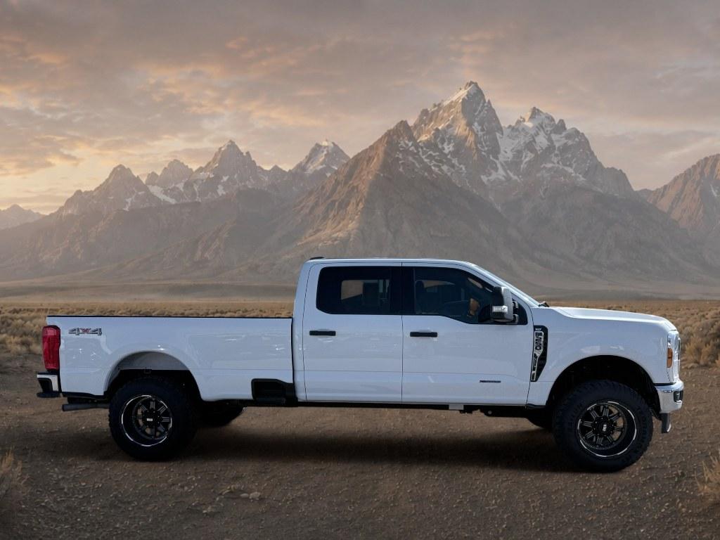2024 Oxford White /Medium Dark Slate Ford F-250 XLT (1FT7W2BN8RE) with an V8, 7.3L engine, 10-speed automatic transmission, located at 1175 N Woodruff Ave, Idaho Falls, ID, 83401, 43.506901, -111.999657 - <b>Vehicle Details</b><br>Take command of demanding jobs and everyday driving with this pre-owned 2024 Ford F-250 Super Duty XLT, now available in Idaho Falls, ID. With 43,635 miles, this rugged heavy-duty pickup delivers the strength, confidence, and capability serious truck buyers expect. Powered- Photo#5