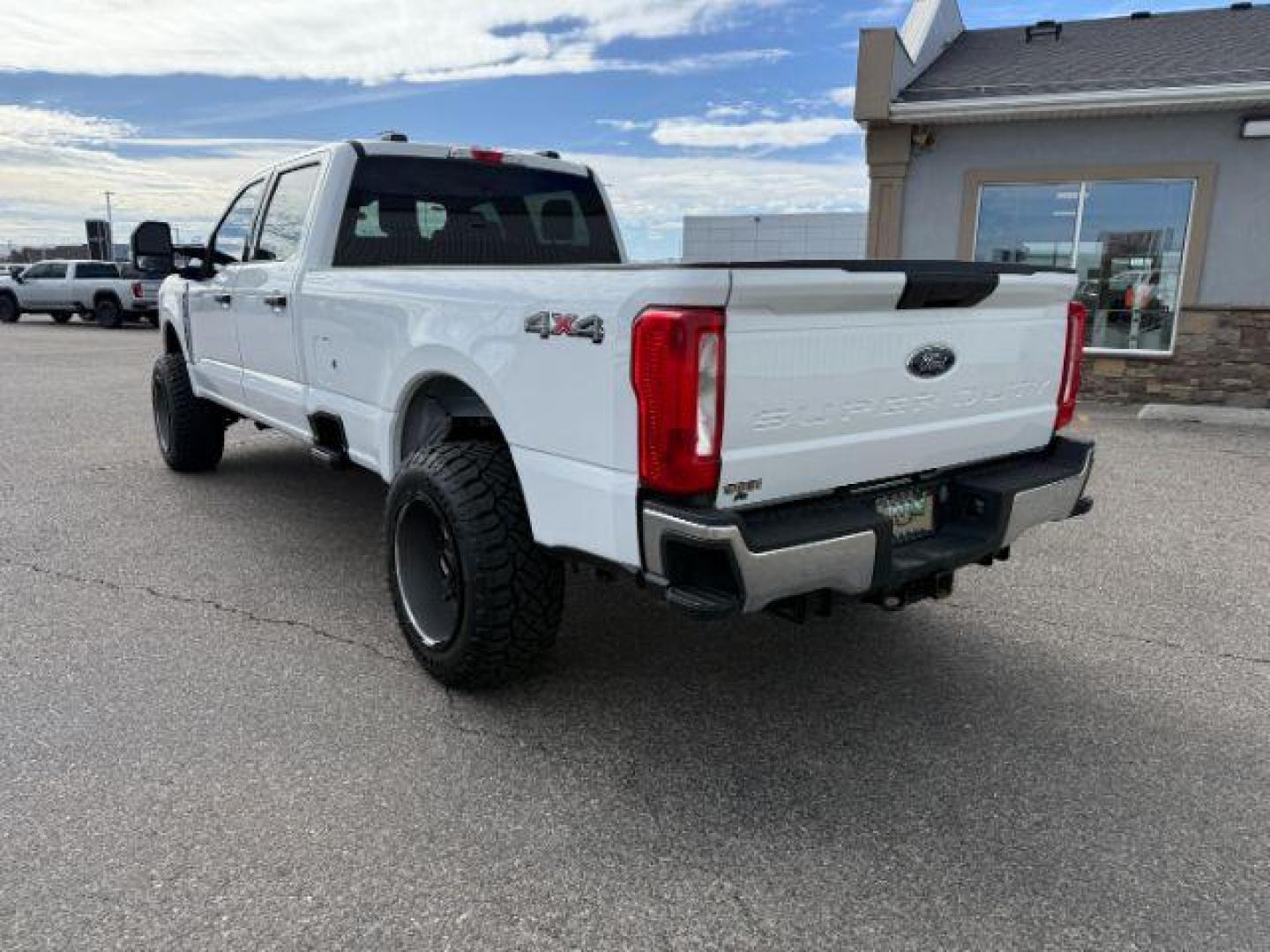 2024 WHITE /Medium Dark Slate Ford F-250 (1FT7W2BN8RE) with an 73L V-8 DEVCT variable valve control engine, Automatic transmission, located at 1175 N Woodruff Ave, Idaho Falls, ID, 83401, 43.506901, -111.999657 - At Timberline Auto, finding a great deal on your next vehicle is always easy! Our experienced sales staff's goal is to help find you the right vehicle at the right price! Our knowledgeable finance department has options for almost any credit score. We offer extended service contract options to prote - Photo#28