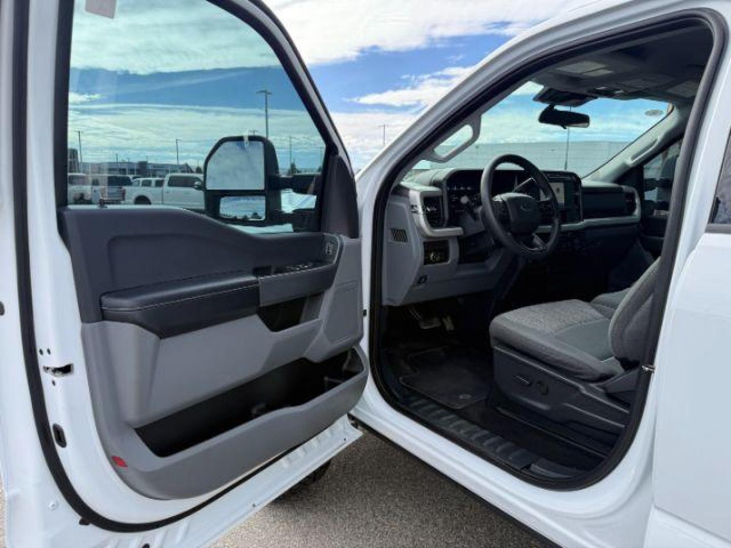 2024 WHITE /Medium Dark Slate Ford F-250 (1FT7W2BN8RE) with an 73L V-8 DEVCT variable valve control engine, Automatic transmission, located at 1175 N Woodruff Ave, Idaho Falls, ID, 83401, 43.506901, -111.999657 - At Timberline Auto, finding a great deal on your next vehicle is always easy! Our experienced sales staff's goal is to help find you the right vehicle at the right price! Our knowledgeable finance department has options for almost any credit score. We offer extended service contract options to prote - Photo#38