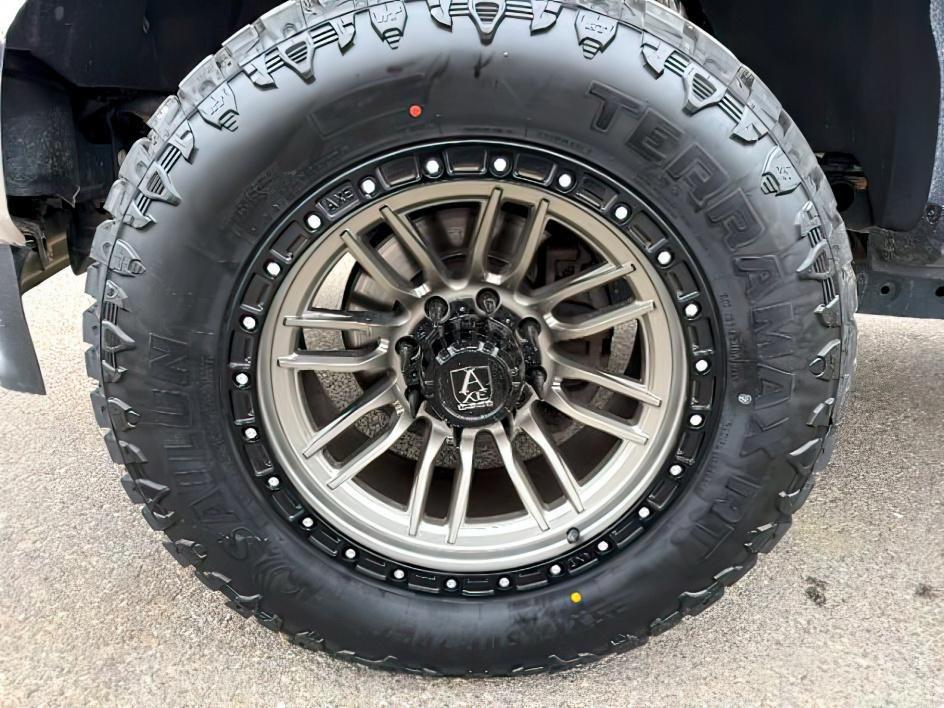 2023 SILVER /Medium Dark Slate Ford F-250 (1FT7W2BN9PE) with an 73L V-8 DEVCT variable valve control engine, Automatic transmission, located at 1175 N Woodruff Ave, Idaho Falls, ID, 83401, 43.506901, -111.999657 - Photo#11