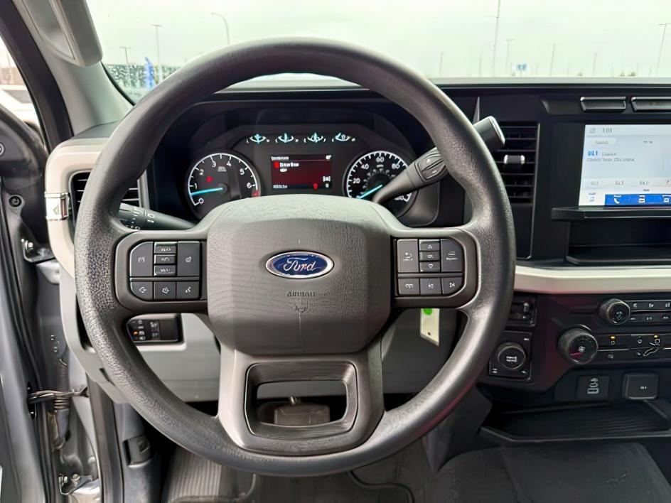 2023 SILVER /Medium Dark Slate Ford F-250 (1FT7W2BN9PE) with an 73L V-8 DEVCT variable valve control engine, Automatic transmission, located at 1175 N Woodruff Ave, Idaho Falls, ID, 83401, 43.506901, -111.999657 - Photo#15