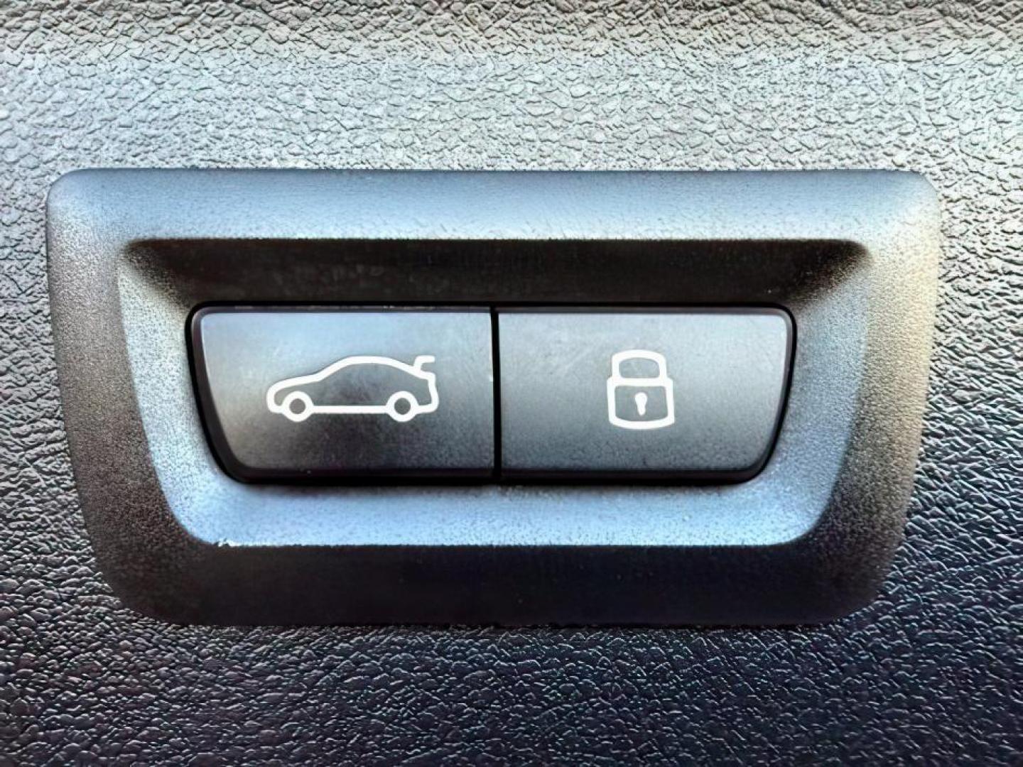 2024 BLACK /Black BMW X3 (5UX53DP04R9) with an 2L I-4 gasoline direct injection engine, Automatic transmission, located at 1175 N Woodruff Ave, Idaho Falls, ID, 83401, 43.506901, -111.999657 - At Timberline Auto, finding a great deal on your next vehicle is always easy! Our experienced sales staff's goal is to help find you the right vehicle at the right price! Our knowledgeable finance department has options for almost any credit score. We offer extended service contract options to prote - Photo#6