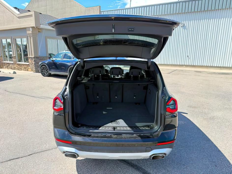 2024 BLACK /Black BMW X3 (5UX53DP08R9) with an 2L I-4 gasoline direct injection engine, Automatic transmission, located at 1175 N Woodruff Ave, Idaho Falls, ID, 83401, 43.506901, -111.999657 - At Timberline Auto, finding a great deal on your next vehicle is always easy! Our experienced sales staff's goal is to help find you the right vehicle at the right price! Our knowledgeable finance department has options for almost any credit score. We offer extended service contract options to prote - Photo#5