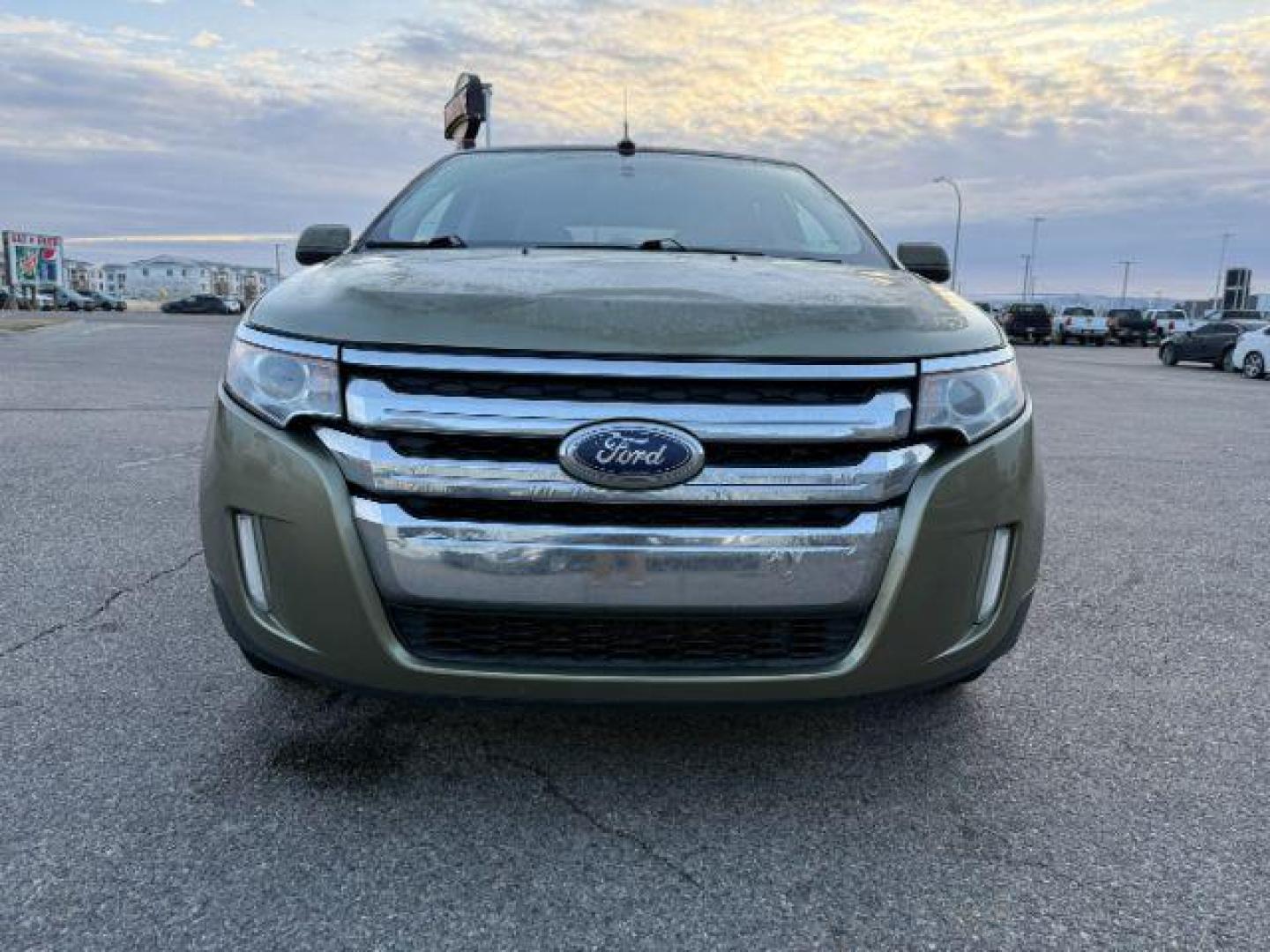 2013 GREEN /Charcoal Black Ford Edge (2FMDK4JC6DB) with an 35L V-6 DOHC engine, Automatic transmission, located at 1175 N Woodruff Ave, Idaho Falls, ID, 83401, 43.506901, -111.999657 - At Timberline Auto, finding a great deal on your next vehicle is always easy! Our experienced sales staff's goal is to help find you the right vehicle at the right price! Our knowledgeable finance department has options for almost any credit score. We offer extended service contract options to prote - Photo#37