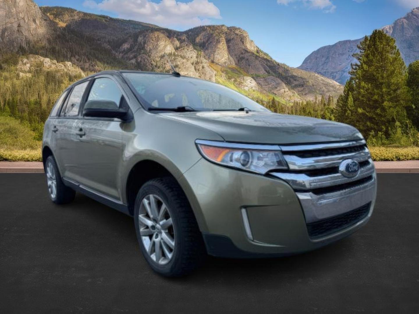 2013 GREEN /Charcoal Black Ford Edge (2FMDK4JC6DB) with an 35L V-6 DOHC engine, Automatic transmission, located at 1175 N Woodruff Ave, Idaho Falls, ID, 83401, 43.506901, -111.999657 - At Timberline Auto, finding a great deal on your next vehicle is always easy! Our experienced sales staff's goal is to help find you the right vehicle at the right price! Our knowledgeable finance department has options for almost any credit score. We offer extended service contract options to prote - Photo#11