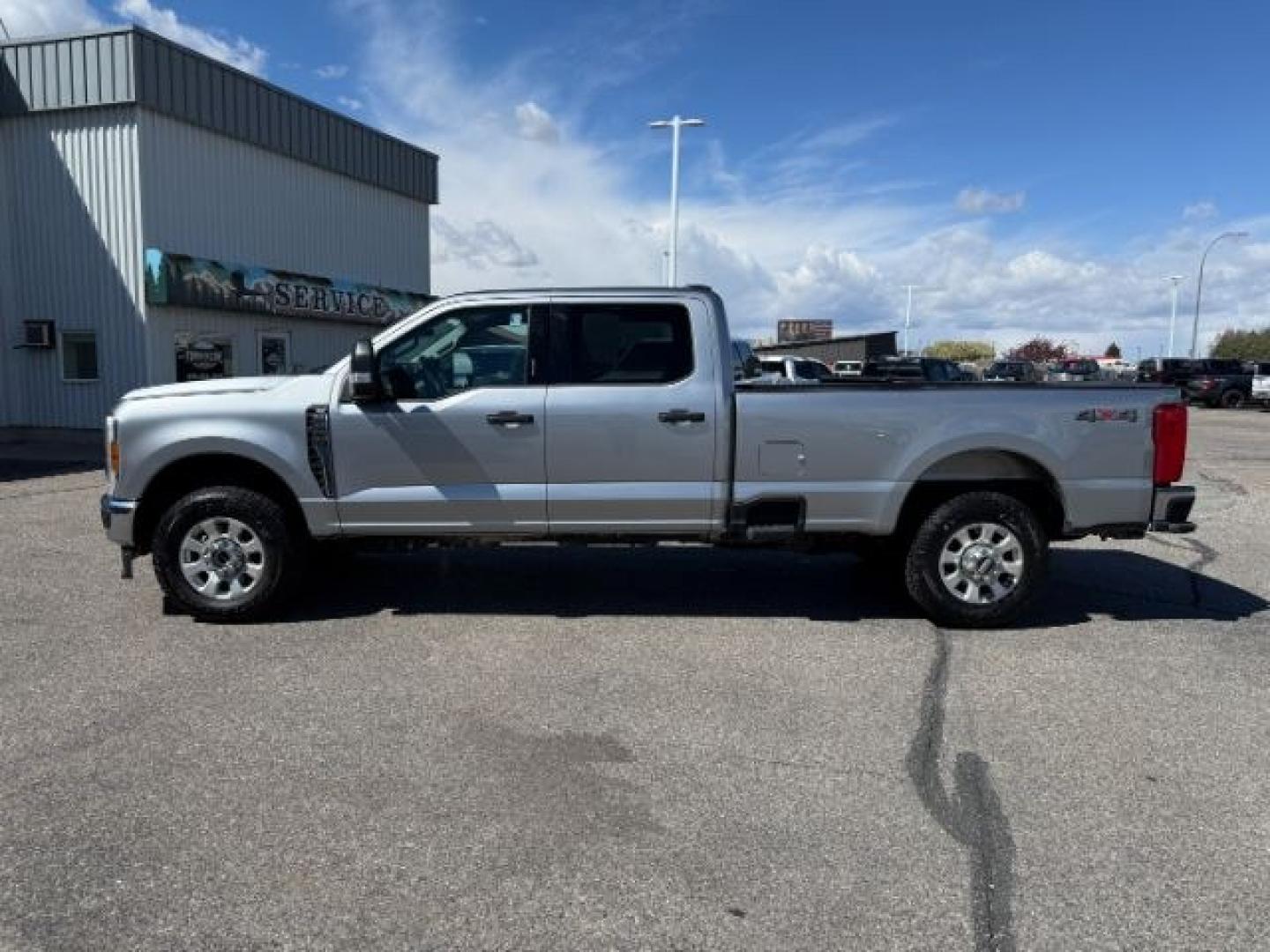 2024 Iconic Silver Metallic /Medium Dark Slate Ford F-250 (1FT7W2BN2RE) with an 73L V-8 DEVCT variable valve control engine, Automatic transmission, located at 1175 N Woodruff Ave, Idaho Falls, ID, 83401, 43.506901, -111.999657 - At Timberline Auto, finding a great deal on your next vehicle is always easy! Our experienced sales staff's goal is to help find you the right vehicle at the right price! Our knowledgeable finance department has options for almost any credit score. We offer extended service contract options to prote - Photo#29