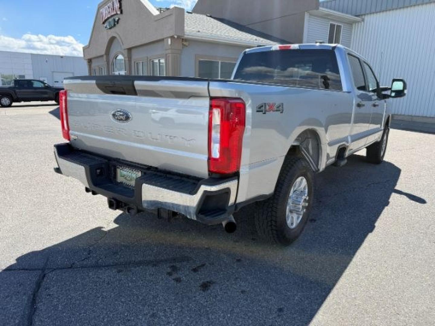 2024 Iconic Silver Metallic /Medium Dark Slate Ford F-250 (1FT7W2BN2RE) with an 73L V-8 DEVCT variable valve control engine, Automatic transmission, located at 1175 N Woodruff Ave, Idaho Falls, ID, 83401, 43.506901, -111.999657 - At Timberline Auto, finding a great deal on your next vehicle is always easy! Our experienced sales staff's goal is to help find you the right vehicle at the right price! Our knowledgeable finance department has options for almost any credit score. We offer extended service contract options to prote - Photo#34