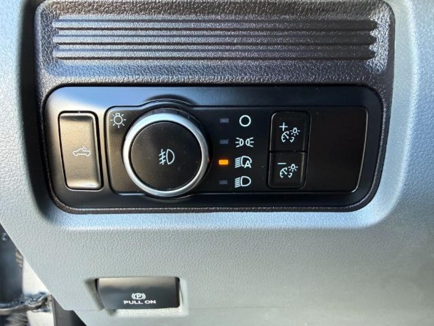 2024 Iconic Silver Metallic /Medium Dark Slate Ford F-250 (1FT7W2BN2RE) with an 73L V-8 DEVCT variable valve control engine, Automatic transmission, located at 1175 N Woodruff Ave, Idaho Falls, ID, 83401, 43.506901, -111.999657 - At Timberline Auto, finding a great deal on your next vehicle is always easy! Our experienced sales staff's goal is to help find you the right vehicle at the right price! Our knowledgeable finance department has options for almost any credit score. We offer extended service contract options to prote - Photo#49
