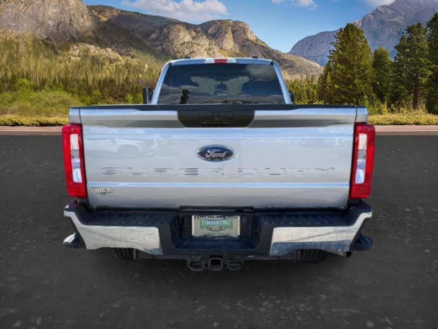 2024 Iconic Silver Metallic /Medium Dark Slate Ford F-250 (1FT7W2BN2RE) with an 73L V-8 DEVCT variable valve control engine, Automatic transmission, located at 1175 N Woodruff Ave, Idaho Falls, ID, 83401, 43.506901, -111.999657 - At Timberline Auto, finding a great deal on your next vehicle is always easy! Our experienced sales staff's goal is to help find you the right vehicle at the right price! Our knowledgeable finance department has options for almost any credit score. We offer extended service contract options to prote - Photo#3