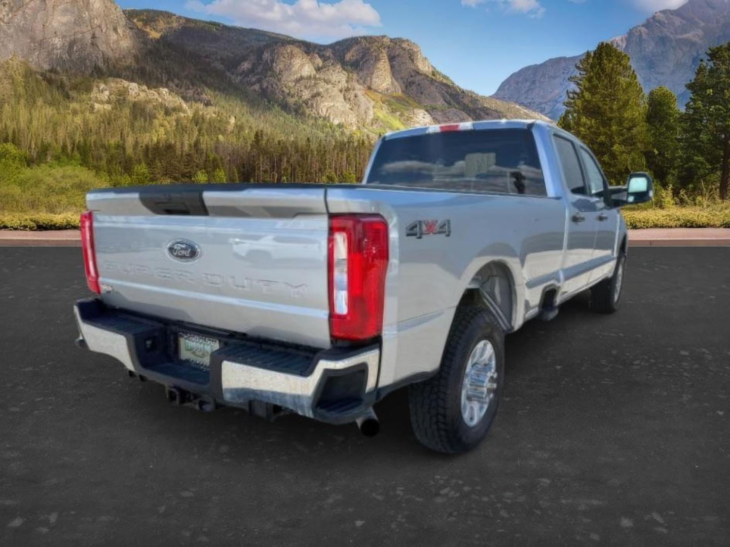 2024 Iconic Silver Metallic /Medium Dark Slate Ford F-250 (1FT7W2BN2RE) with an 73L V-8 DEVCT variable valve control engine, Automatic transmission, located at 1175 N Woodruff Ave, Idaho Falls, ID, 83401, 43.506901, -111.999657 - At Timberline Auto, finding a great deal on your next vehicle is always easy! Our experienced sales staff's goal is to help find you the right vehicle at the right price! Our knowledgeable finance department has options for almost any credit score. We offer extended service contract options to prote - Photo#6