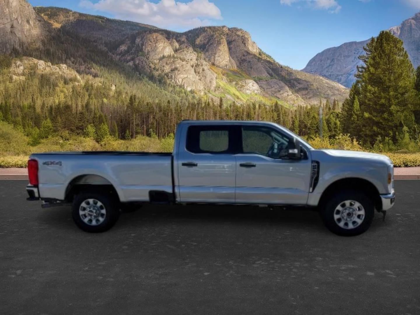 2024 Iconic Silver Metallic /Medium Dark Slate Ford F-250 (1FT7W2BN2RE) with an 73L V-8 DEVCT variable valve control engine, Automatic transmission, located at 1175 N Woodruff Ave, Idaho Falls, ID, 83401, 43.506901, -111.999657 - At Timberline Auto, finding a great deal on your next vehicle is always easy! Our experienced sales staff's goal is to help find you the right vehicle at the right price! Our knowledgeable finance department has options for almost any credit score. We offer extended service contract options to prote - Photo#7