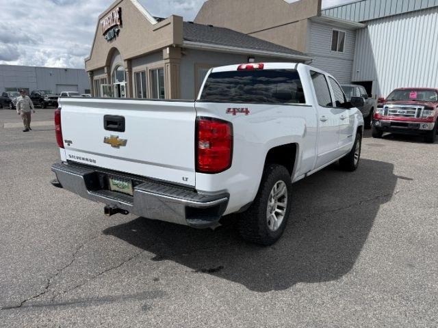 2017 WHITE /Jet Black Chevrolet Silverado 1500 (1GCUKREC7HF) with an EcoTec3 53L V-8 gasoline direct injection engine, Automatic transmission, located at 1175 N Woodruff Ave, Idaho Falls, ID, 83401, 43.506901, -111.999657 - At Timberline Auto, finding a great deal on your next vehicle is always easy! Our experienced sales staff's goal is to help find you the right vehicle at the right price! Our knowledgeable finance department has options for almost any credit score. We offer extended service contract options to prote - Photo#32