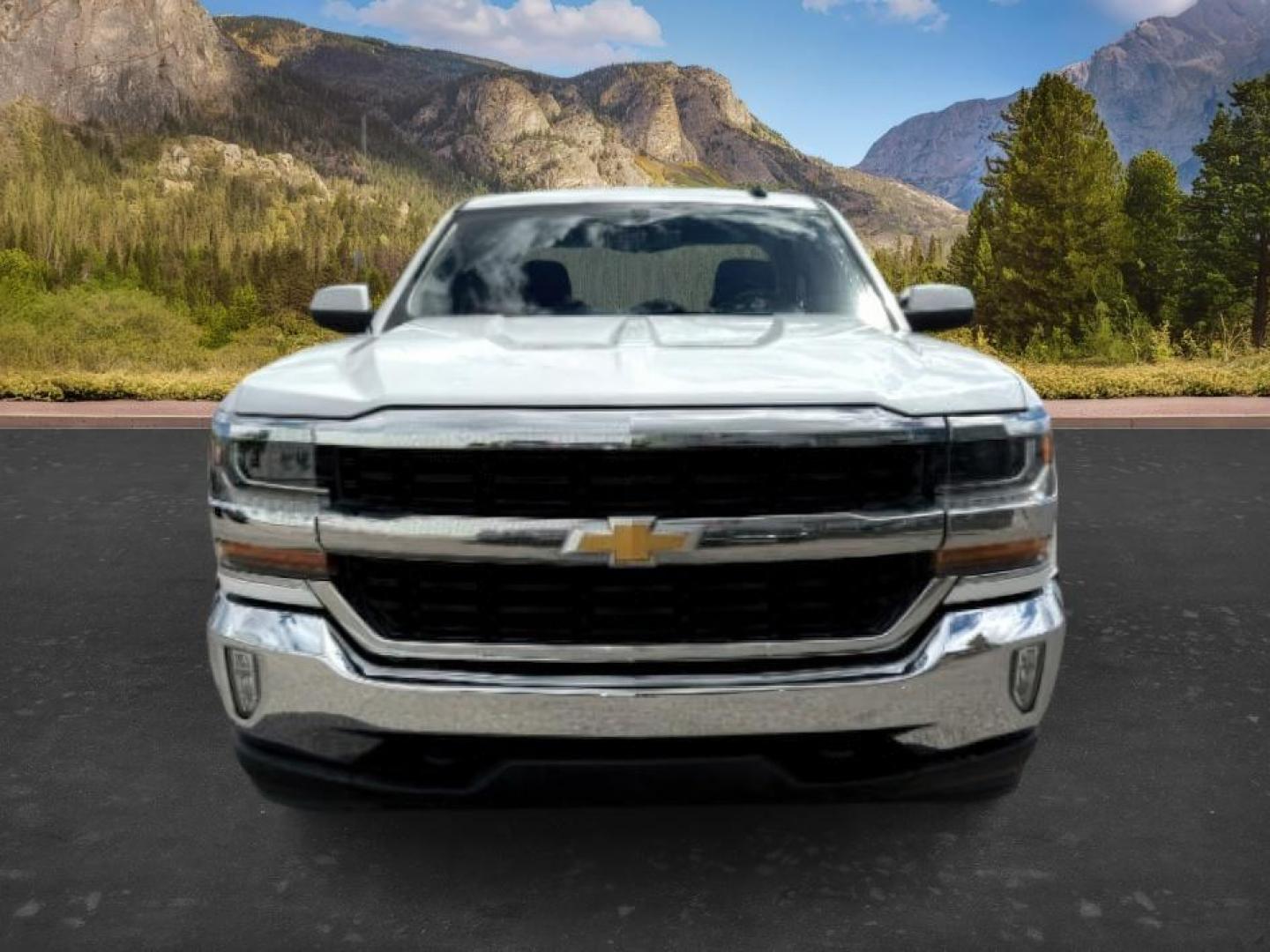 2017 WHITE /Jet Black Chevrolet Silverado 1500 (1GCUKREC7HF) with an EcoTec3 53L V-8 gasoline direct injection engine, Automatic transmission, located at 1175 N Woodruff Ave, Idaho Falls, ID, 83401, 43.506901, -111.999657 - Powered by an EcoTec3 5.3L V8 gasoline direct injection engine paired with an automatic transmission. 4x4 half-ton pickup built for towing, hauling, and everyday durability with strong V8 performance. Features include touchscreen infotainment, Bluetooth connectivity, rearview camera, cruise control,- Photo#9
