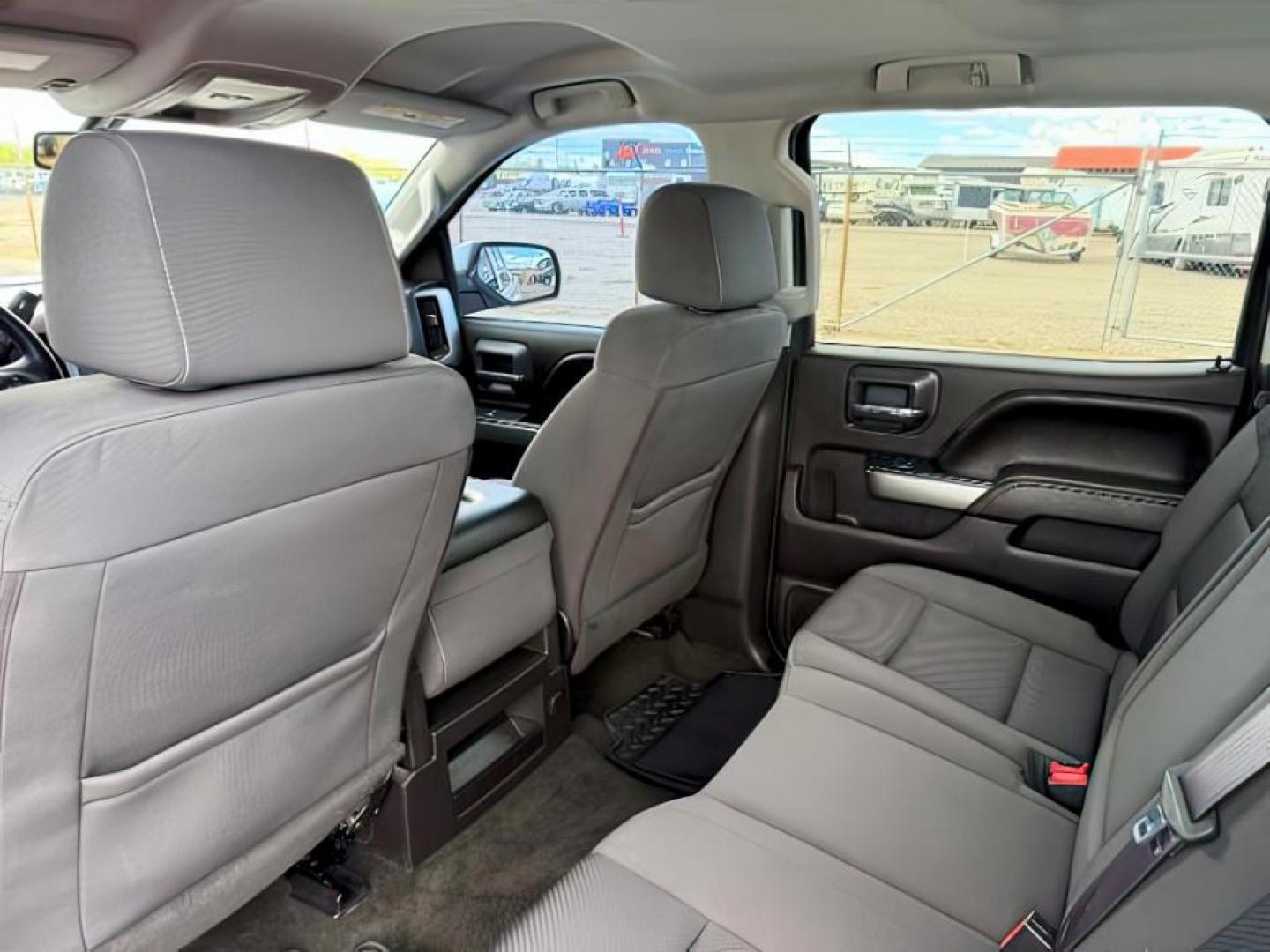2017 WHITE /Jet Black Chevrolet Silverado 1500 (1GCUKREC7HF) with an EcoTec3 53L V-8 gasoline direct injection engine, Automatic transmission, located at 1175 N Woodruff Ave, Idaho Falls, ID, 83401, 43.506901, -111.999657 - Powered by an EcoTec3 5.3L V8 gasoline direct injection engine paired with an automatic transmission. 4x4 half-ton pickup built for towing, hauling, and everyday durability with strong V8 performance. Features include touchscreen infotainment, Bluetooth connectivity, rearview camera, cruise control,- Photo#24