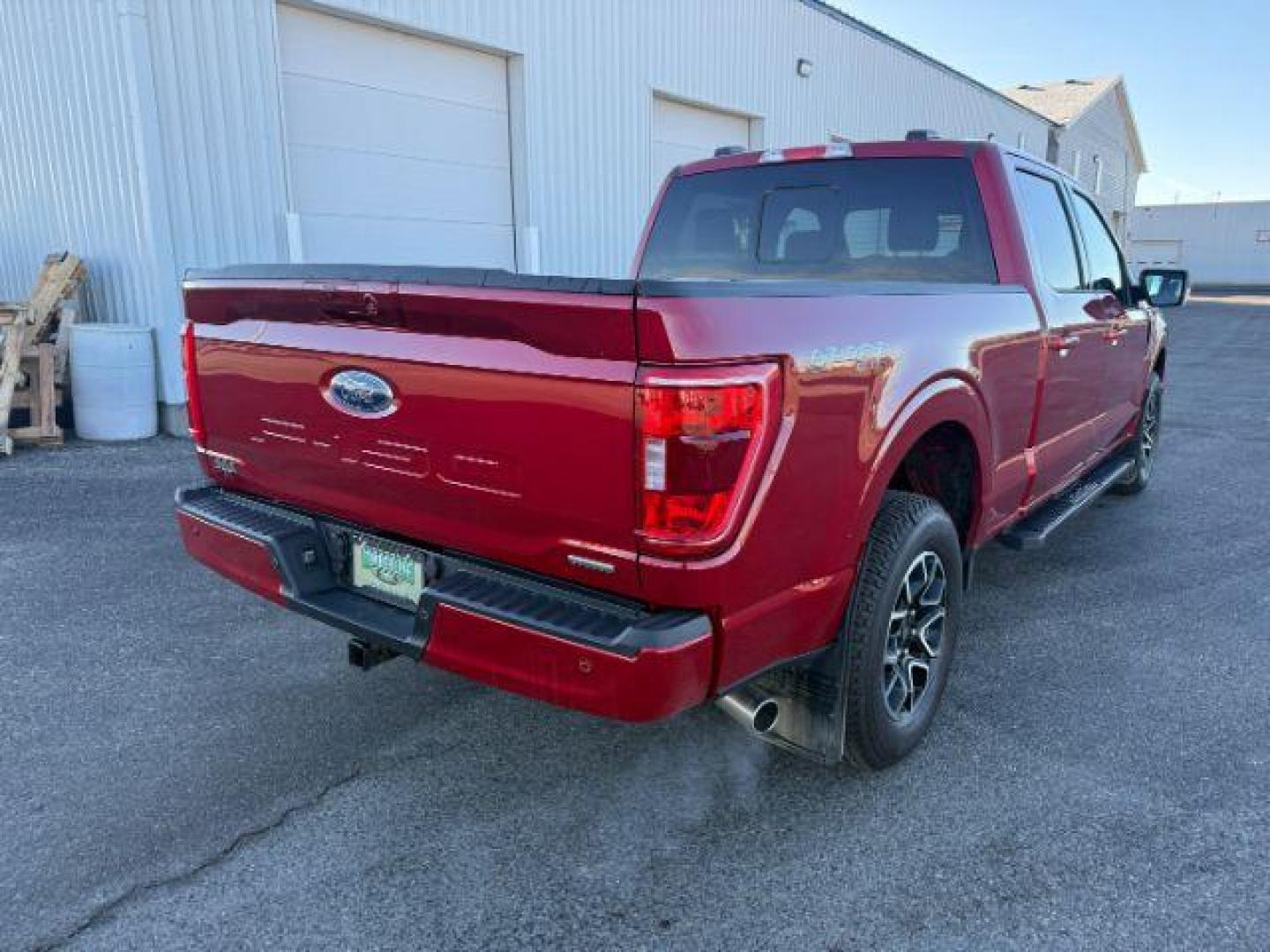 2022 RED /Black Ford F-150 (1FTFW1E85NK) with an EcoBoost 35L V-6 portdirect injection engine, Automatic transmission, located at 1175 N Woodruff Ave, Idaho Falls, ID, 83401, 43.506901, -111.999657 - At Timberline Auto, finding a great deal on your next vehicle is always easy! Our experienced sales staff's goal is to help find you the right vehicle at the right price! Our knowledgeable finance department has options for almost any credit score. We offer extended service contract options to prote - Photo#33