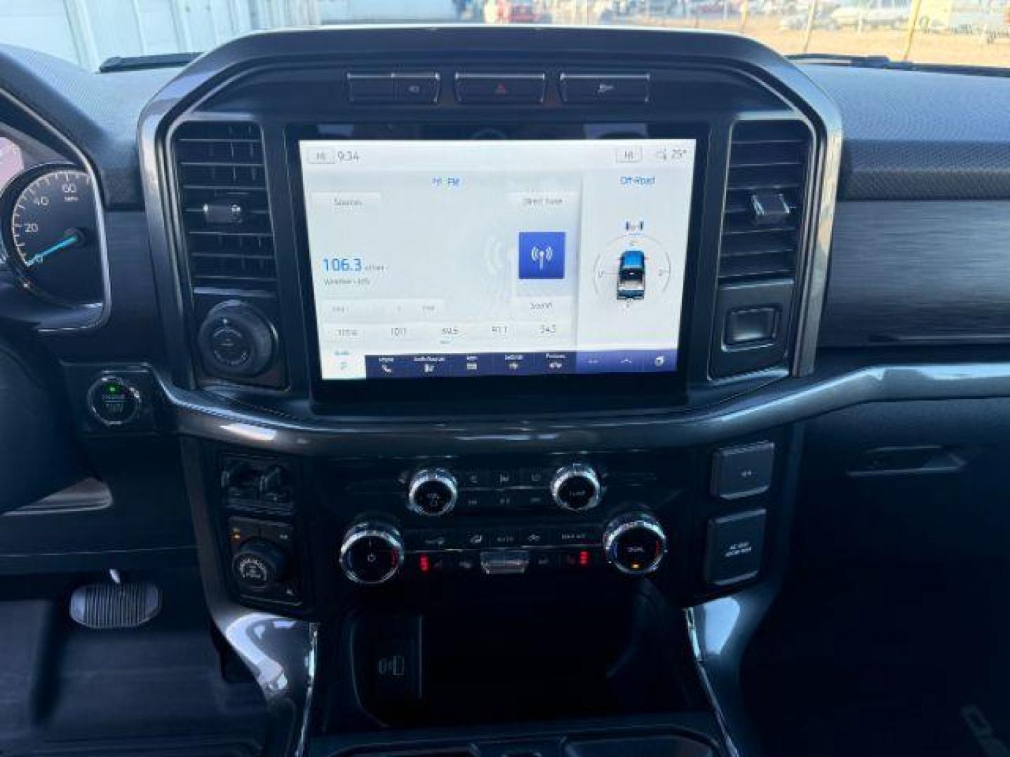 2022 RED /Black Ford F-150 (1FTFW1E85NK) with an EcoBoost 35L V-6 portdirect injection engine, Automatic transmission, located at 1175 N Woodruff Ave, Idaho Falls, ID, 83401, 43.506901, -111.999657 - At Timberline Auto, finding a great deal on your next vehicle is always easy! Our experienced sales staff's goal is to help find you the right vehicle at the right price! Our knowledgeable finance department has options for almost any credit score. We offer extended service contract options to prote - Photo#43