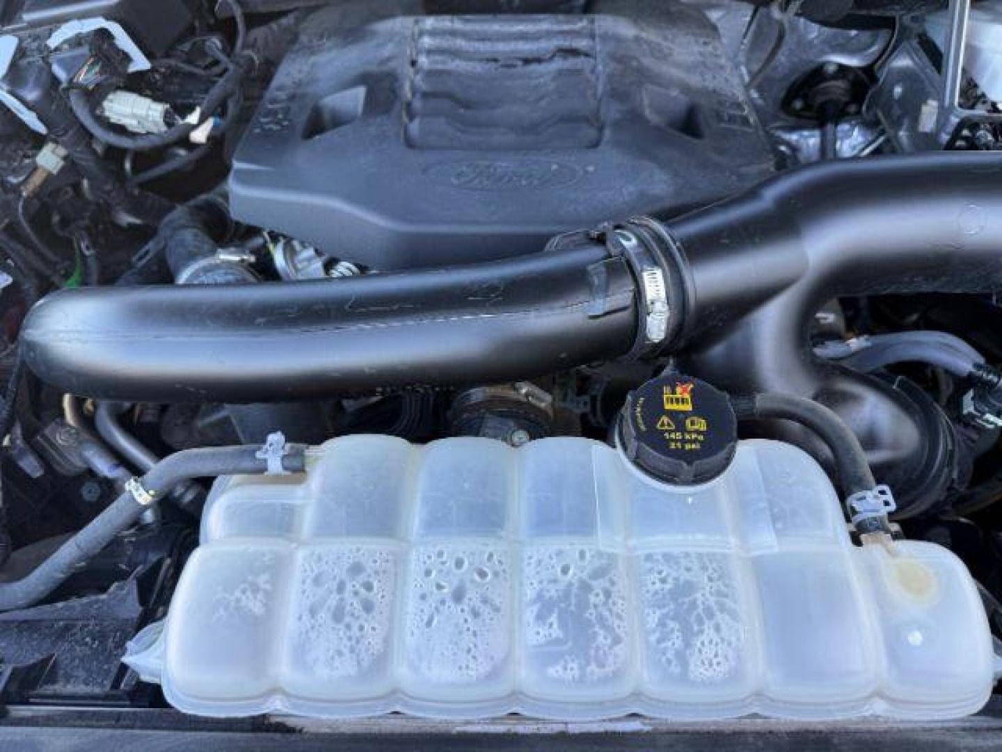 2022 RED /Black Ford F-150 (1FTFW1E85NK) with an EcoBoost 35L V-6 portdirect injection engine, Automatic transmission, located at 1175 N Woodruff Ave, Idaho Falls, ID, 83401, 43.506901, -111.999657 - At Timberline Auto, finding a great deal on your next vehicle is always easy! Our experienced sales staff's goal is to help find you the right vehicle at the right price! Our knowledgeable finance department has options for almost any credit score. We offer extended service contract options to prote - Photo#53