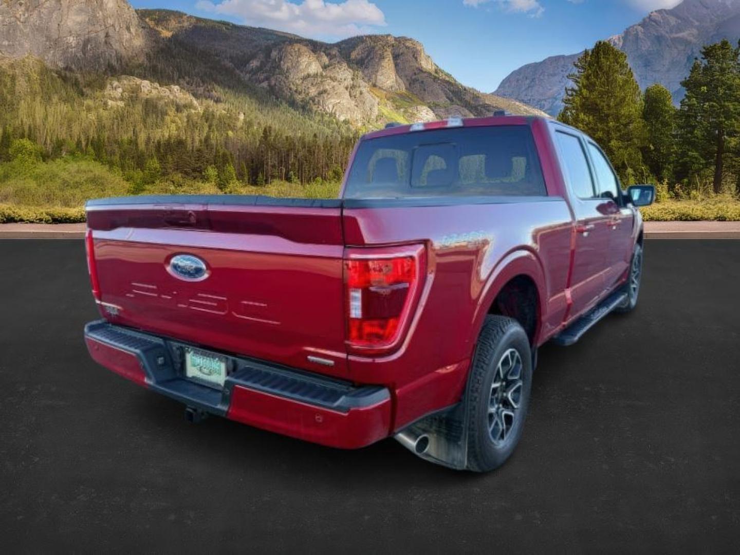 2022 RED /Black Ford F-150 (1FTFW1E85NK) with an EcoBoost 35L V-6 portdirect injection engine, Automatic transmission, located at 1175 N Woodruff Ave, Idaho Falls, ID, 83401, 43.506901, -111.999657 - At Timberline Auto, finding a great deal on your next vehicle is always easy! Our experienced sales staff's goal is to help find you the right vehicle at the right price! Our knowledgeable finance department has options for almost any credit score. We offer extended service contract options to prote - Photo#6