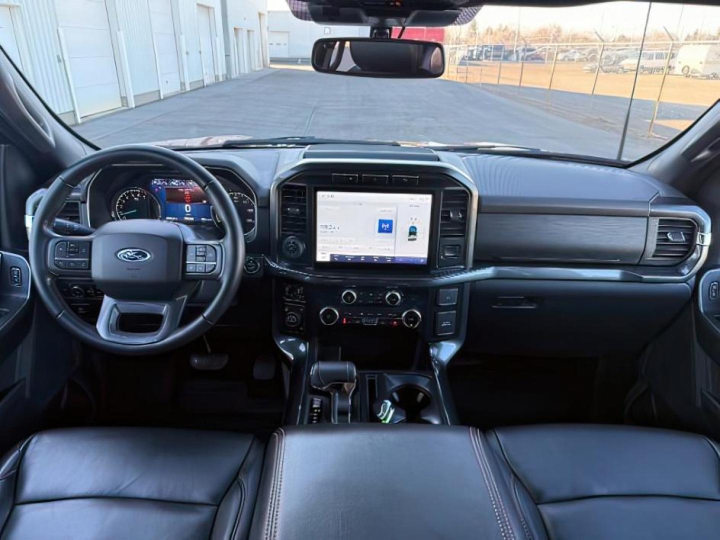 2022 RED /Black Ford F-150 (1FTFW1E85NK) with an EcoBoost 35L V-6 portdirect injection engine, Automatic transmission, located at 1175 N Woodruff Ave, Idaho Falls, ID, 83401, 43.506901, -111.999657 - At Timberline Auto, finding a great deal on your next vehicle is always easy! Our experienced sales staff's goal is to help find you the right vehicle at the right price! Our knowledgeable finance department has options for almost any credit score. We offer extended service contract options to prote - Photo#24