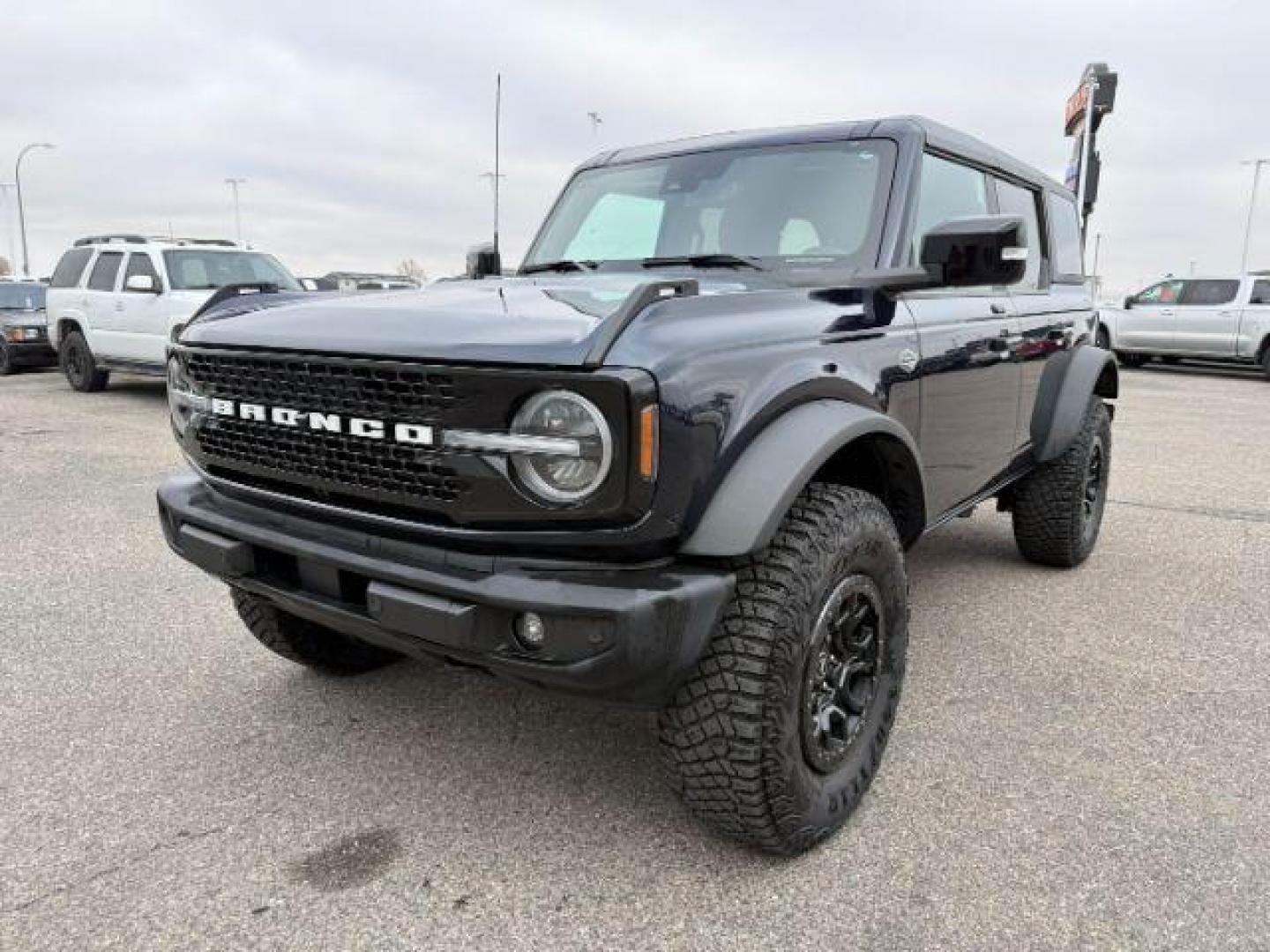 2021 BLUE /Medium Sandstone w/Black Onyx Ford Bronco (1FMEE5DP7ML) with an EcoBoost 27L V-6 portdirect injection engine, Automatic transmission, located at 1175 N Woodruff Ave, Idaho Falls, ID, 83401, 43.506901, -111.999657 - At Timberline Auto, finding a great deal on your next vehicle is always easy! Our experienced sales staff's goal is to help find you the right vehicle at the right price! Our knowledgeable finance department has options for almost any credit score. We offer extended service contract options to prote - Photo#0