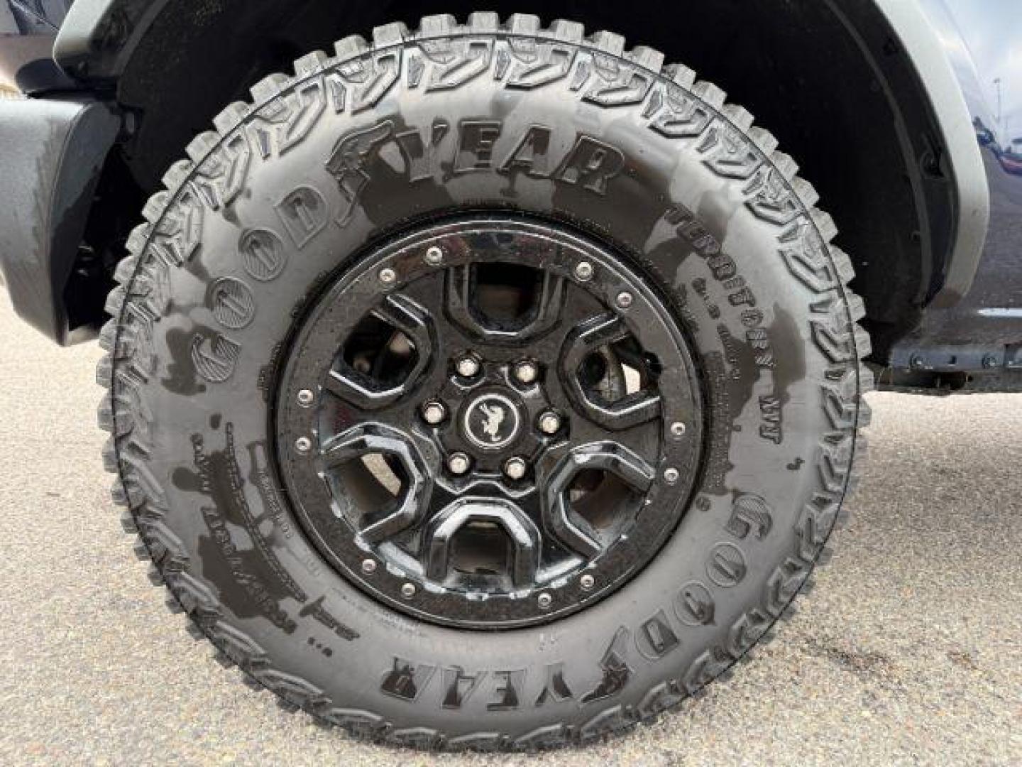 2021 BLUE /Medium Sandstone w/Black Onyx Ford Bronco (1FMEE5DP7ML) with an EcoBoost 27L V-6 portdirect injection engine, Automatic transmission, located at 1175 N Woodruff Ave, Idaho Falls, ID, 83401, 43.506901, -111.999657 - At Timberline Auto, finding a great deal on your next vehicle is always easy! Our experienced sales staff's goal is to help find you the right vehicle at the right price! Our knowledgeable finance department has options for almost any credit score. We offer extended service contract options to prote - Photo#11