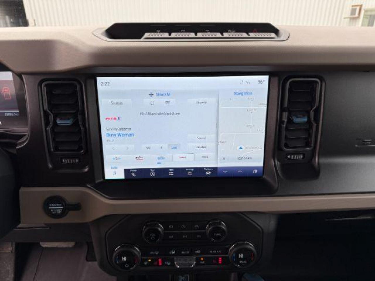 2021 BLUE /Medium Sandstone w/Black Onyx Ford Bronco (1FMEE5DP7ML) with an EcoBoost 27L V-6 portdirect injection engine, Automatic transmission, located at 1175 N Woodruff Ave, Idaho Falls, ID, 83401, 43.506901, -111.999657 - At Timberline Auto, finding a great deal on your next vehicle is always easy! Our experienced sales staff's goal is to help find you the right vehicle at the right price! Our knowledgeable finance department has options for almost any credit score. We offer extended service contract options to prote - Photo#16