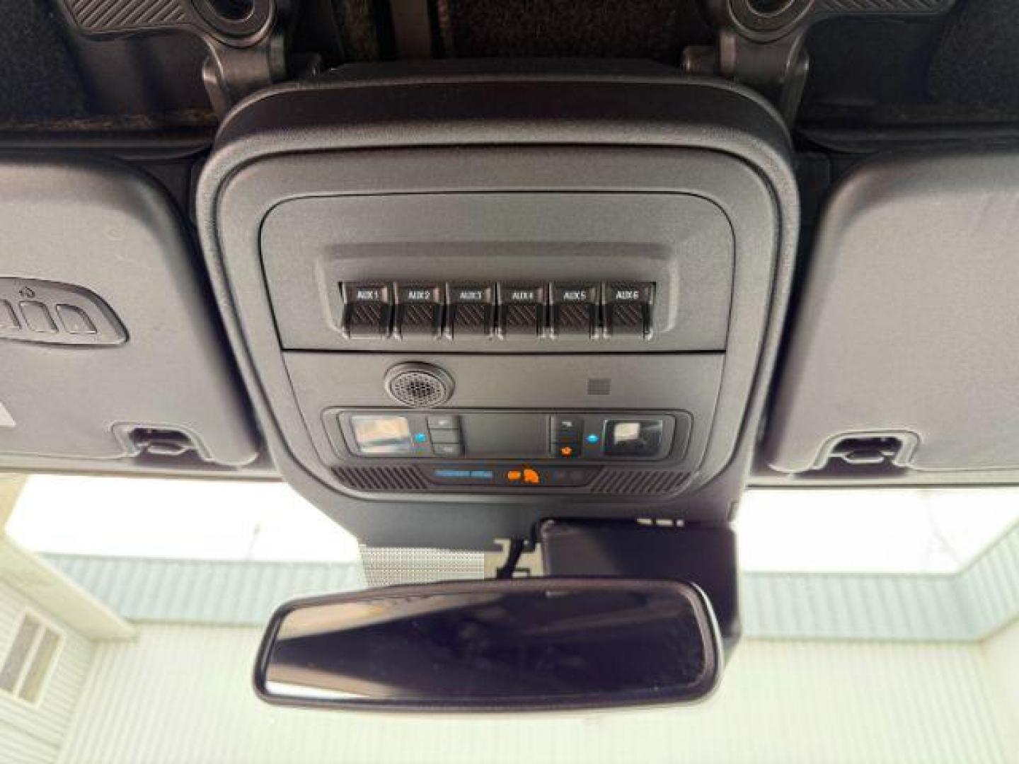 2021 BLUE /Medium Sandstone w/Black Onyx Ford Bronco (1FMEE5DP7ML) with an EcoBoost 27L V-6 portdirect injection engine, Automatic transmission, located at 1175 N Woodruff Ave, Idaho Falls, ID, 83401, 43.506901, -111.999657 - At Timberline Auto, finding a great deal on your next vehicle is always easy! Our experienced sales staff's goal is to help find you the right vehicle at the right price! Our knowledgeable finance department has options for almost any credit score. We offer extended service contract options to prote - Photo#18