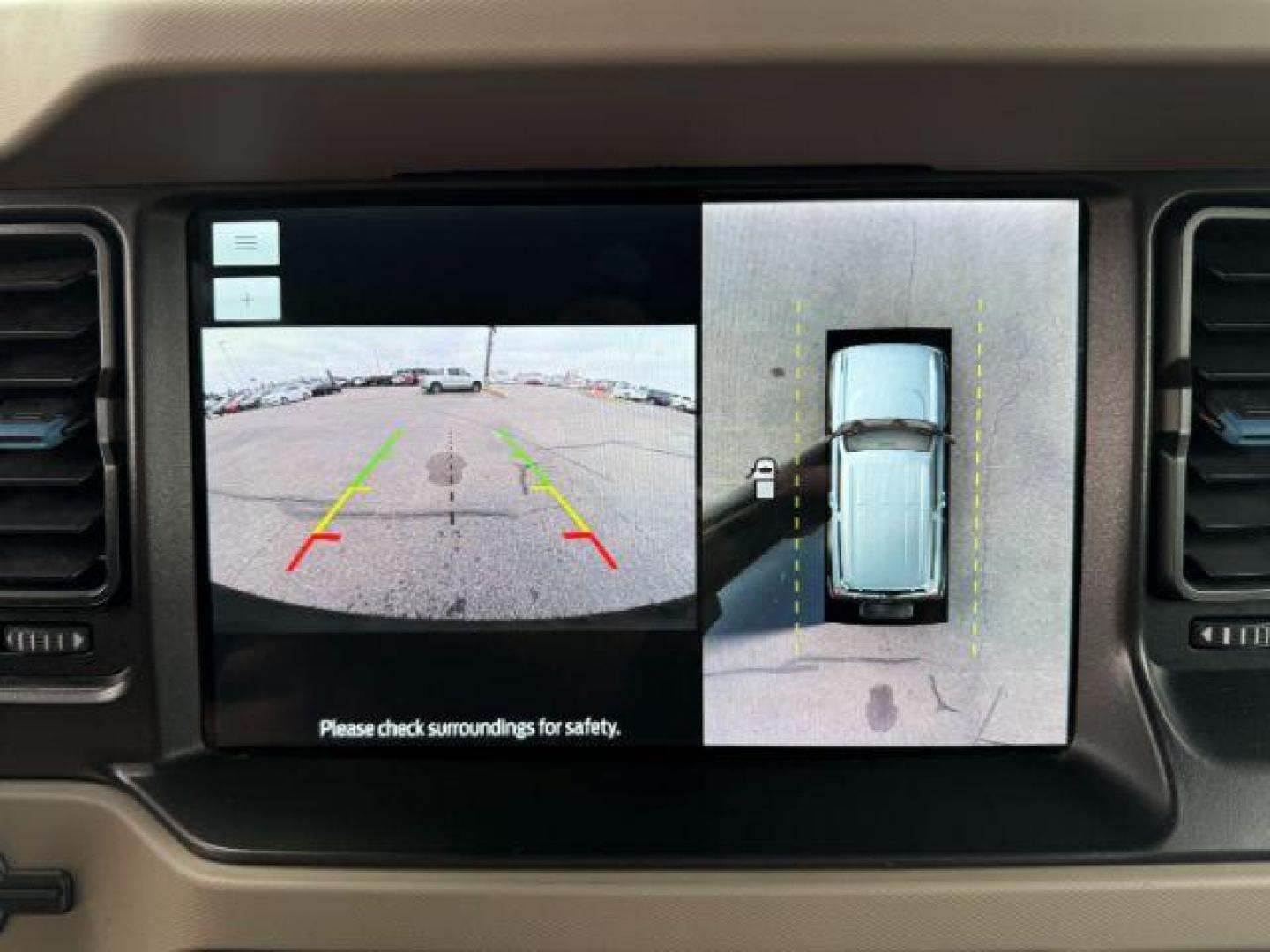 2021 BLUE /Medium Sandstone w/Black Onyx Ford Bronco (1FMEE5DP7ML) with an EcoBoost 27L V-6 portdirect injection engine, Automatic transmission, located at 1175 N Woodruff Ave, Idaho Falls, ID, 83401, 43.506901, -111.999657 - At Timberline Auto, finding a great deal on your next vehicle is always easy! Our experienced sales staff's goal is to help find you the right vehicle at the right price! Our knowledgeable finance department has options for almost any credit score. We offer extended service contract options to prote - Photo#19