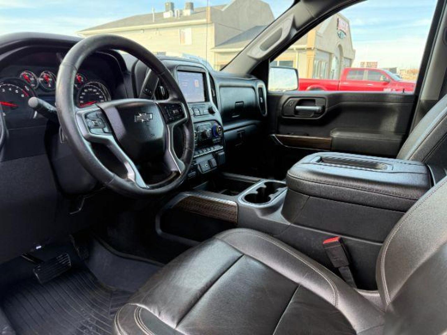 2021 GRAY /Jet Black Chevrolet Silverado 1500 (1GCPYFED5MZ) with an EcoTec3 62L V-8 gasoline direct injection engine, Automatic transmission, located at 1175 N Woodruff Ave, Idaho Falls, ID, 83401, 43.506901, -111.999657 - At Timberline Auto, finding a great deal on your next vehicle is always easy! Our experienced sales staff's goal is to help find you the right vehicle at the right price! Our knowledgeable finance department has options for almost any credit score. We offer extended service contract options to prote - Photo#36