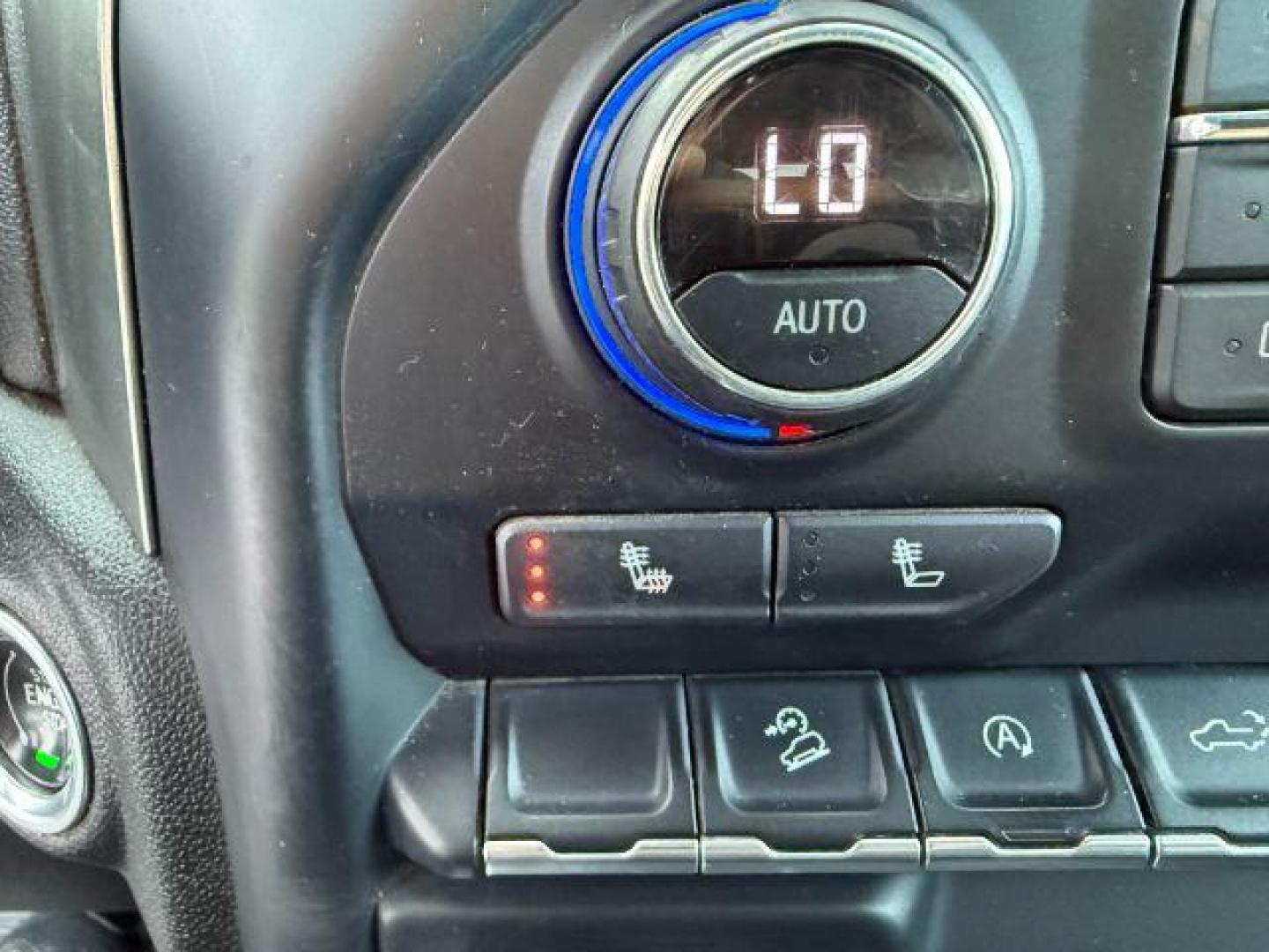 2021 GRAY /Jet Black Chevrolet Silverado 1500 (1GCPYFED5MZ) with an EcoTec3 62L V-8 gasoline direct injection engine, Automatic transmission, located at 1175 N Woodruff Ave, Idaho Falls, ID, 83401, 43.506901, -111.999657 - At Timberline Auto, finding a great deal on your next vehicle is always easy! Our experienced sales staff's goal is to help find you the right vehicle at the right price! Our knowledgeable finance department has options for almost any credit score. We offer extended service contract options to prote - Photo#40