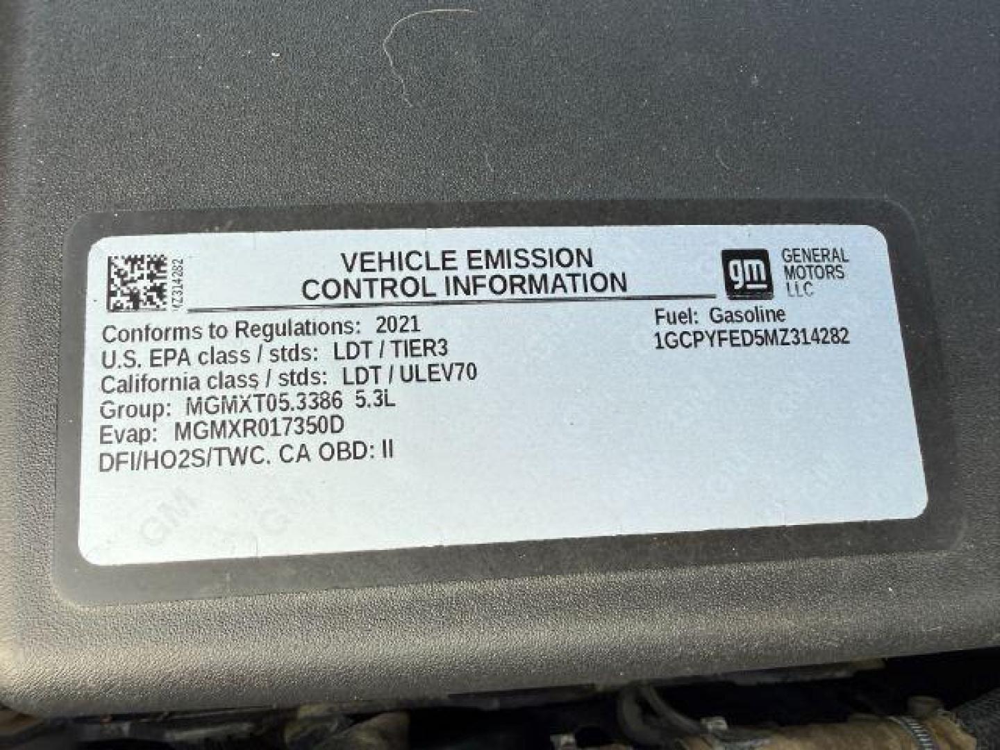 2021 GRAY /Jet Black Chevrolet Silverado 1500 (1GCPYFED5MZ) with an EcoTec3 62L V-8 gasoline direct injection engine, Automatic transmission, located at 1175 N Woodruff Ave, Idaho Falls, ID, 83401, 43.506901, -111.999657 - At Timberline Auto, finding a great deal on your next vehicle is always easy! Our experienced sales staff's goal is to help find you the right vehicle at the right price! Our knowledgeable finance department has options for almost any credit score. We offer extended service contract options to prote - Photo#49
