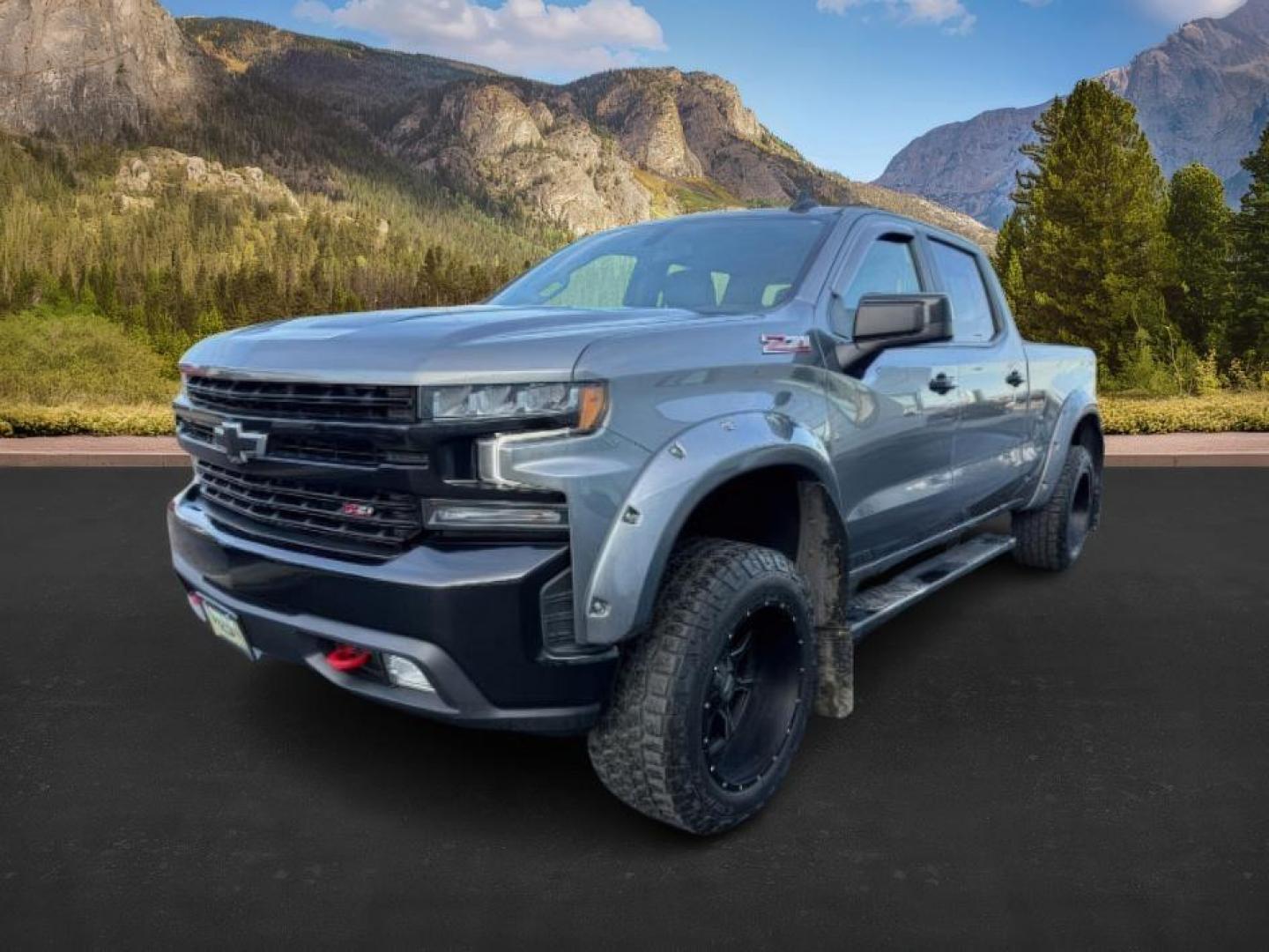 2021 GRAY /Jet Black Chevrolet Silverado 1500 (1GCPYFED5MZ) with an EcoTec3 62L V-8 gasoline direct injection engine, Automatic transmission, located at 1175 N Woodruff Ave, Idaho Falls, ID, 83401, 43.506901, -111.999657 - At Timberline Auto, finding a great deal on your next vehicle is always easy! Our experienced sales staff's goal is to help find you the right vehicle at the right price! Our knowledgeable finance department has options for almost any credit score. We offer extended service contract options to prote - Photo#0