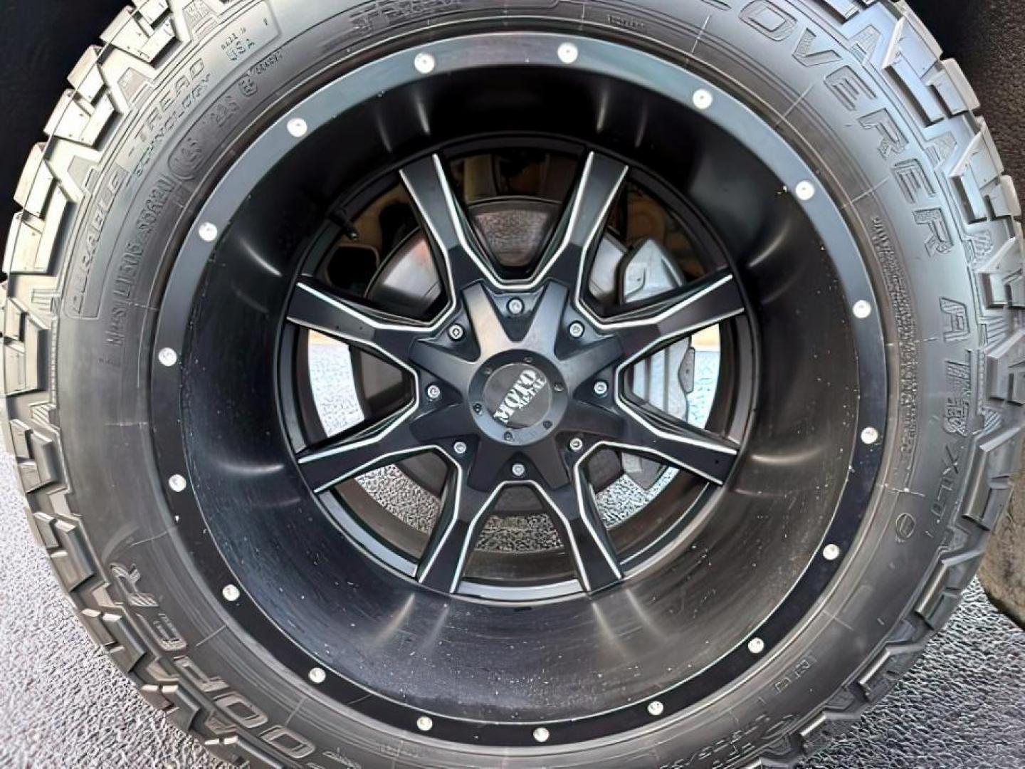 2021 GRAY /Jet Black Chevrolet Silverado 1500 (1GCPYFED5MZ) with an EcoTec3 62L V-8 gasoline direct injection engine, Automatic transmission, located at 1175 N Woodruff Ave, Idaho Falls, ID, 83401, 43.506901, -111.999657 - At Timberline Auto, finding a great deal on your next vehicle is always easy! Our experienced sales staff's goal is to help find you the right vehicle at the right price! Our knowledgeable finance department has options for almost any credit score. We offer extended service contract options to prote - Photo#7