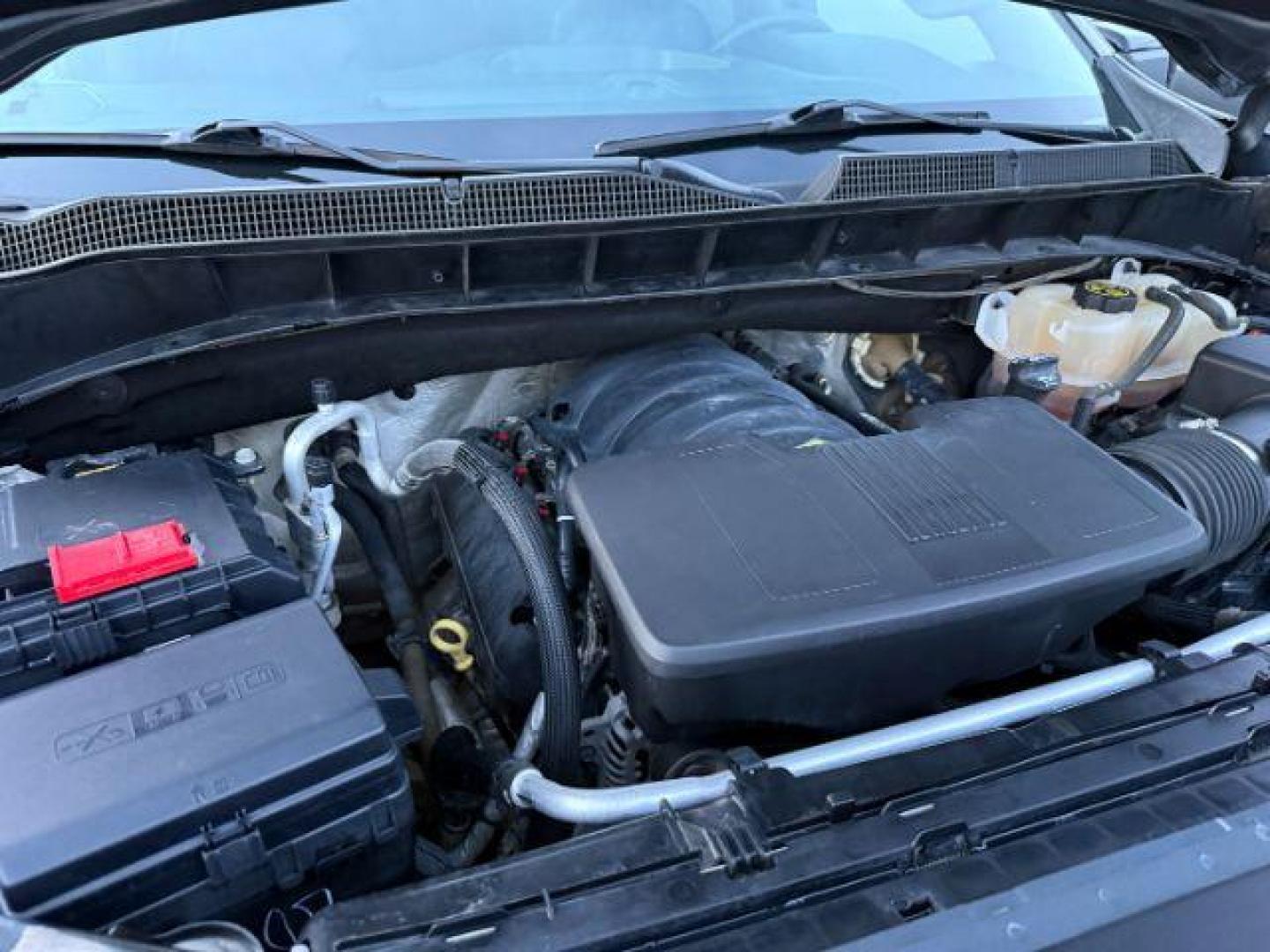 2021 GRAY /Jet Black Chevrolet Silverado 1500 (1GCPYFED5MZ) with an EcoTec3 62L V-8 gasoline direct injection engine, Automatic transmission, located at 1175 N Woodruff Ave, Idaho Falls, ID, 83401, 43.506901, -111.999657 - At Timberline Auto, finding a great deal on your next vehicle is always easy! Our experienced sales staff's goal is to help find you the right vehicle at the right price! Our knowledgeable finance department has options for almost any credit score. We offer extended service contract options to prote - Photo#48