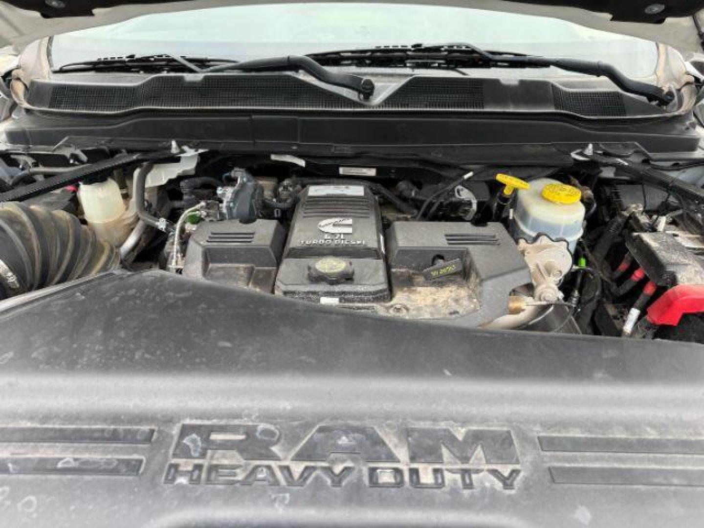 2020 WHITE /CLOTH Ram 3500 (3C63RRGL9LG) with an 67L engine, Automatic transmission, located at 1175 N Woodruff Ave, Idaho Falls, ID, 83401, 43.506901, -111.999657 - At Timberline Auto, finding a great deal on your next vehicle is always easy! Our experienced sales staff's goal is to help find you the right vehicle at the right price! Our knowledgeable finance department has options for almost any credit score. We offer extended service contract options to prote - Photo#22