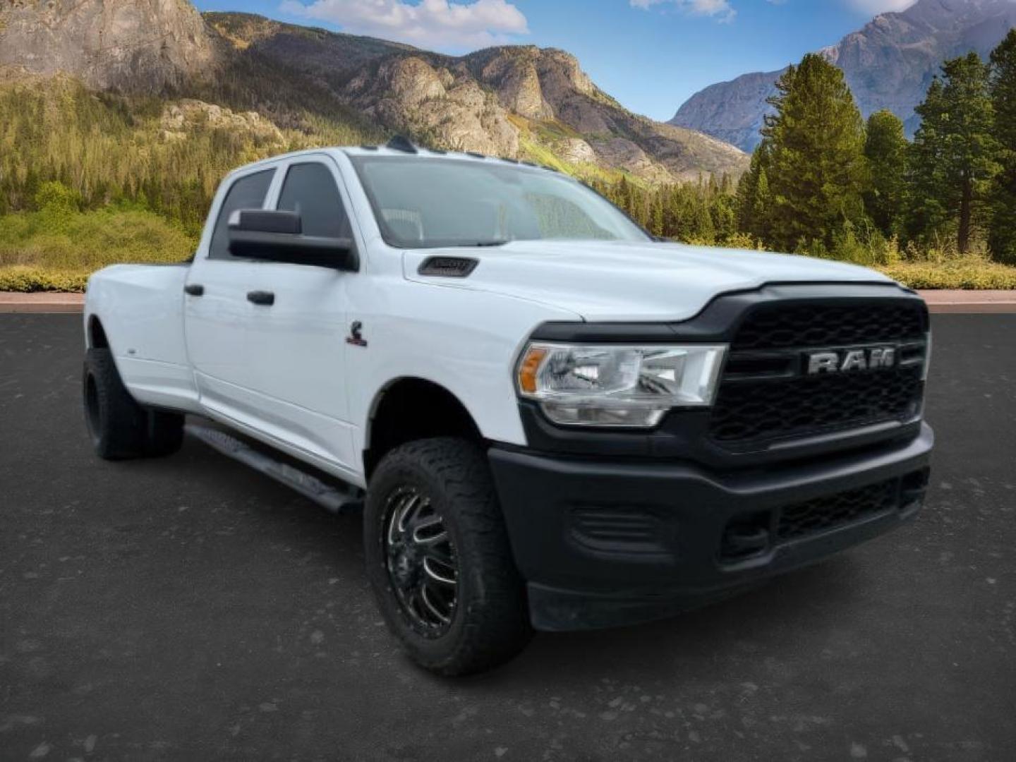2020 WHITE /CLOTH Ram 3500 (3C63RRGL9LG) with an 67L engine, Automatic transmission, located at 1175 N Woodruff Ave, Idaho Falls, ID, 83401, 43.506901, -111.999657 - At Timberline Auto, finding a great deal on your next vehicle is always easy! Our experienced sales staff's goal is to help find you the right vehicle at the right price! Our knowledgeable finance department has options for almost any credit score. We offer extended service contract options to prote - Photo#7