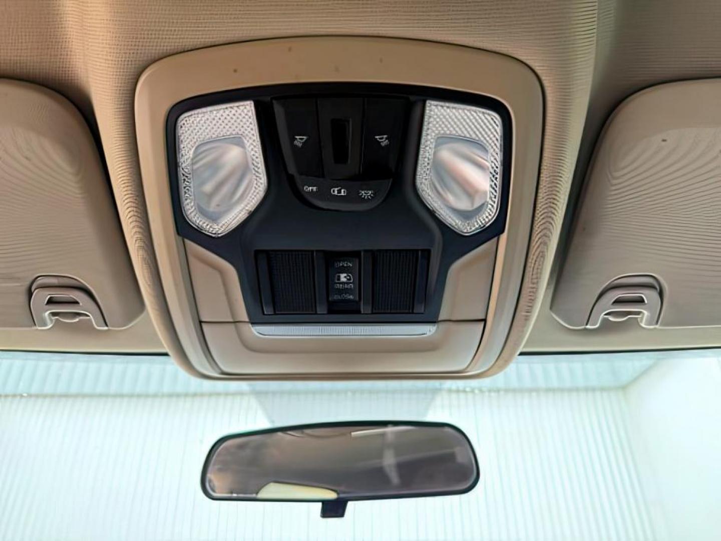 2020 WHITE /CLOTH Ram 3500 (3C63RRGL9LG) with an 67L engine, Automatic transmission, located at 1175 N Woodruff Ave, Idaho Falls, ID, 83401, 43.506901, -111.999657 - At Timberline Auto, finding a great deal on your next vehicle is always easy! Our experienced sales staff's goal is to help find you the right vehicle at the right price! Our knowledgeable finance department has options for almost any credit score. We offer extended service contract options to prote - Photo#16