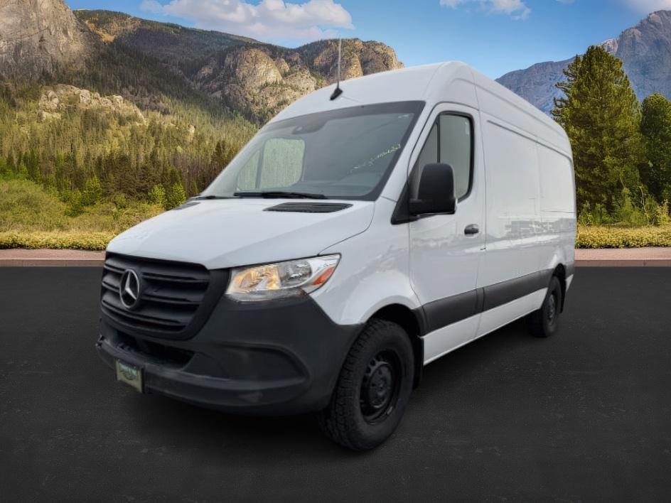 photo of 2021 Mercedes-Benz Sprinter 2500 Standard Roof V6