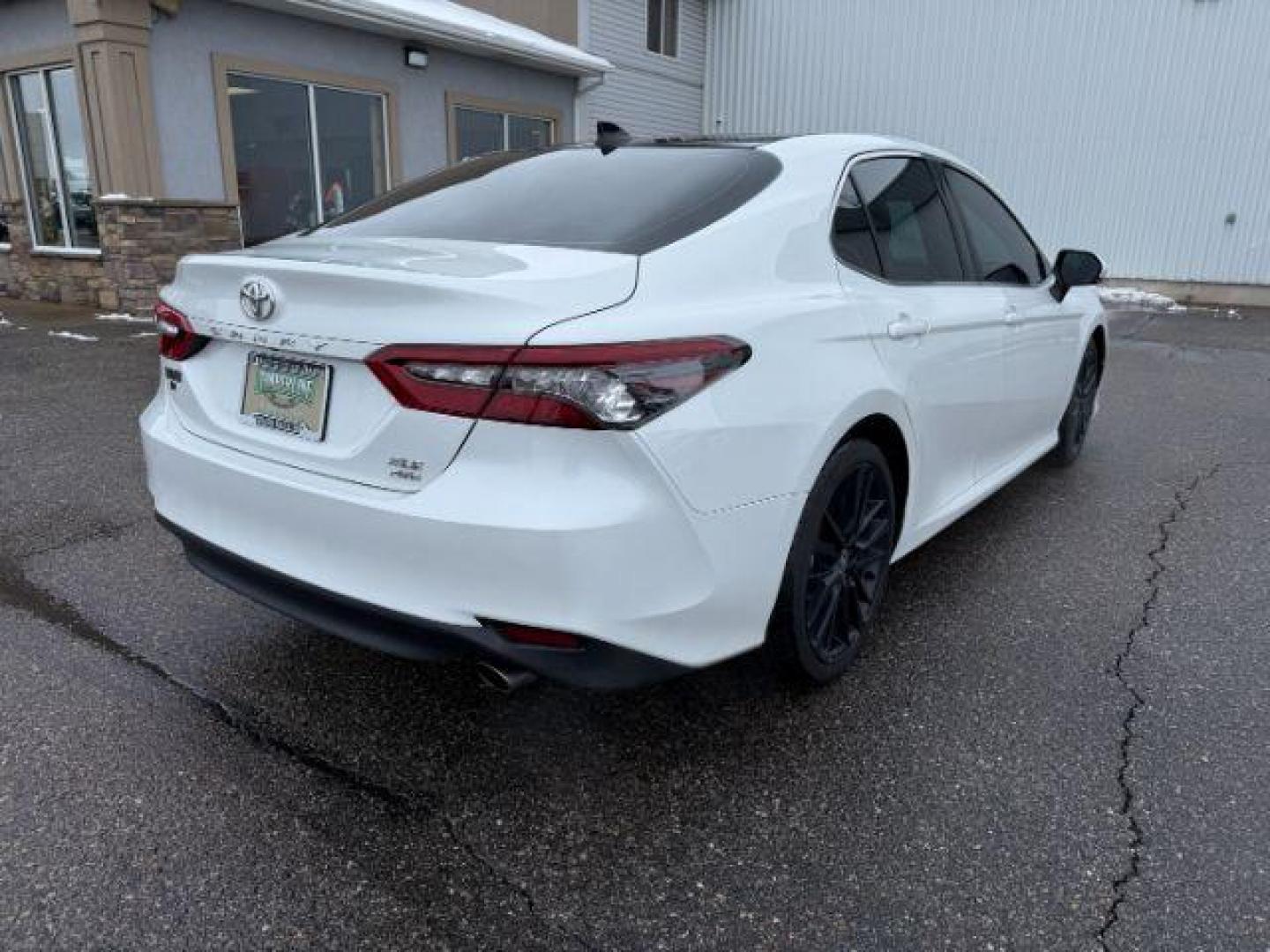 2021 Wind Chill Pearl /Black Toyota Camry (4T1F11BK0MU) with an 25L I-4 portdirect injection engine, Automatic transmission, located at 1175 N Woodruff Ave, Idaho Falls, ID, 83401, 43.506901, -111.999657 - Photo#31