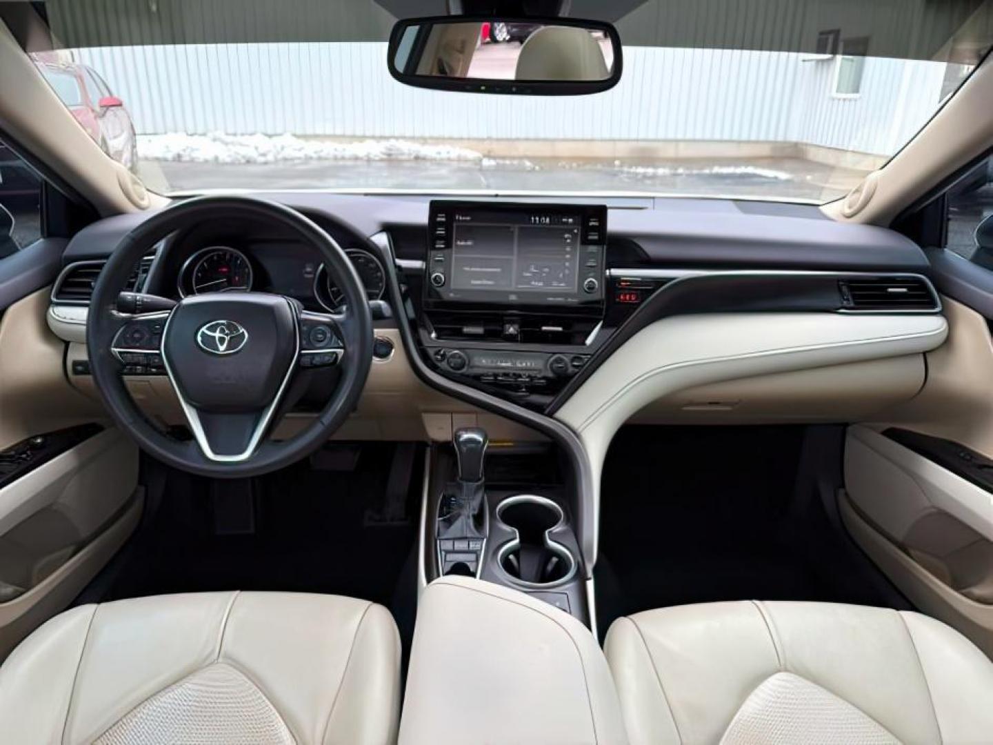 2021 Wind Chill Pearl /Black Toyota Camry (4T1F11BK0MU) with an 25L I-4 portdirect injection engine, Automatic transmission, located at 1175 N Woodruff Ave, Idaho Falls, ID, 83401, 43.506901, -111.999657 - Photo#23